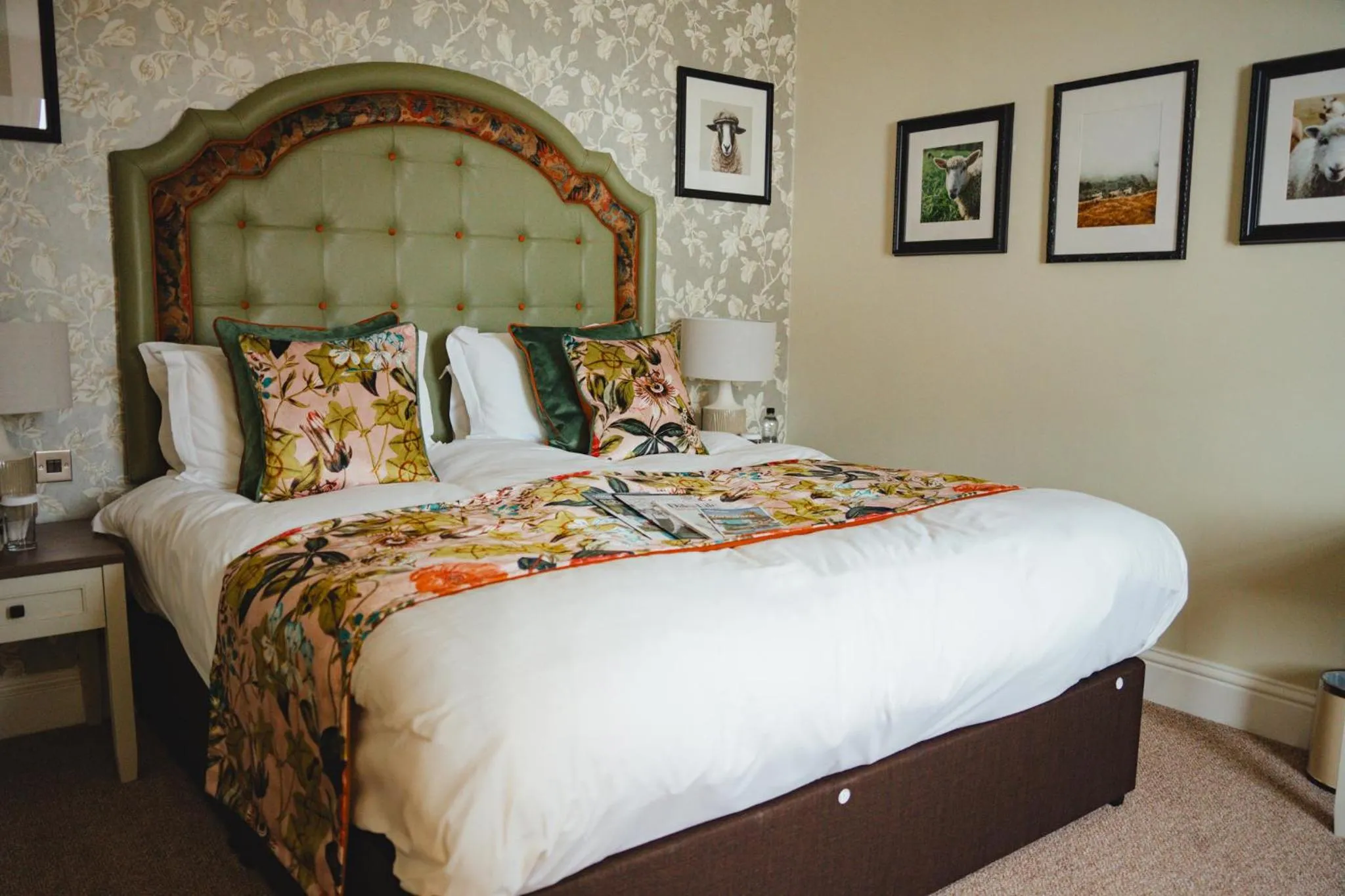 Bed in The Golden Fleece Hotel, Thirsk, North Yorkshire - The Coaching Inn Group