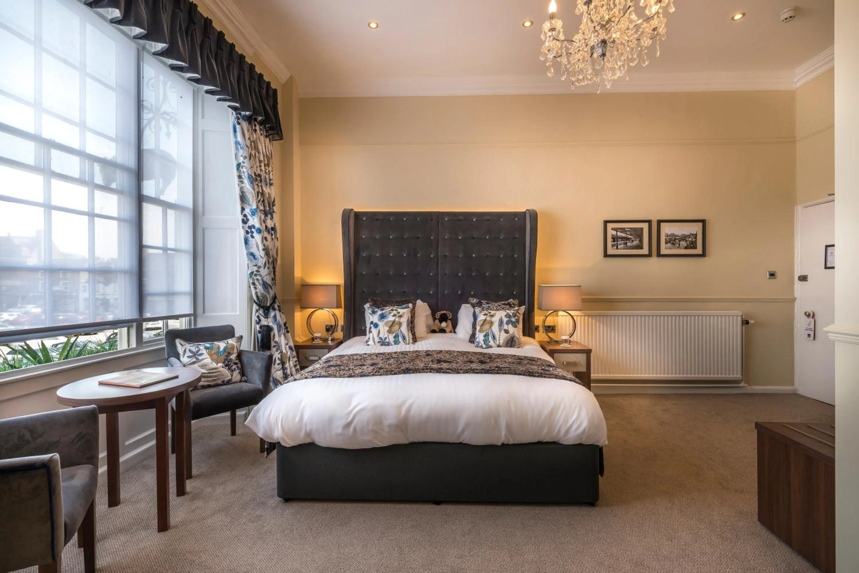Bedroom, Bed in The Golden Fleece Hotel, Thirsk, North Yorkshire - The Coaching Inn Group