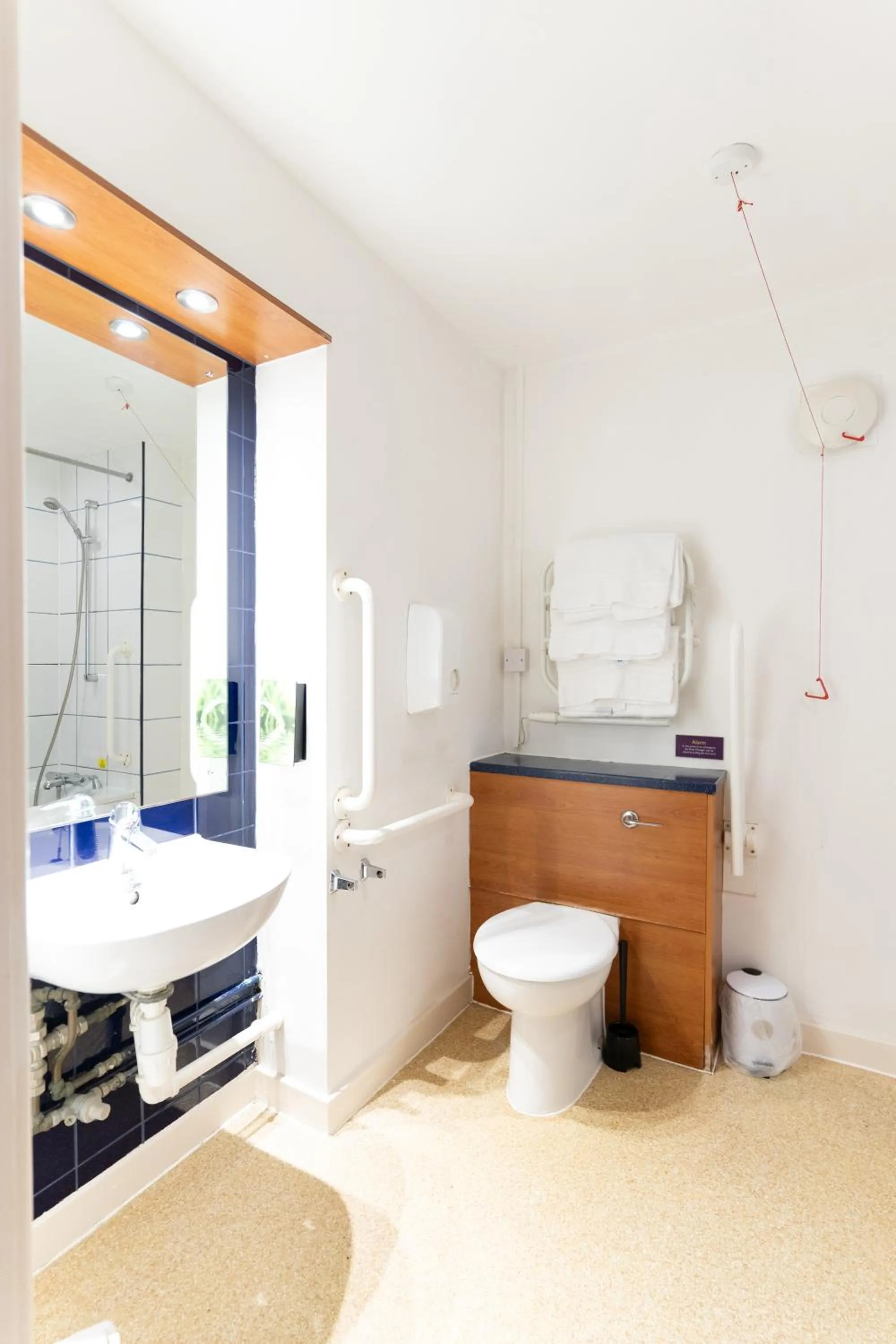 Toilet in Tyger Inn Derby