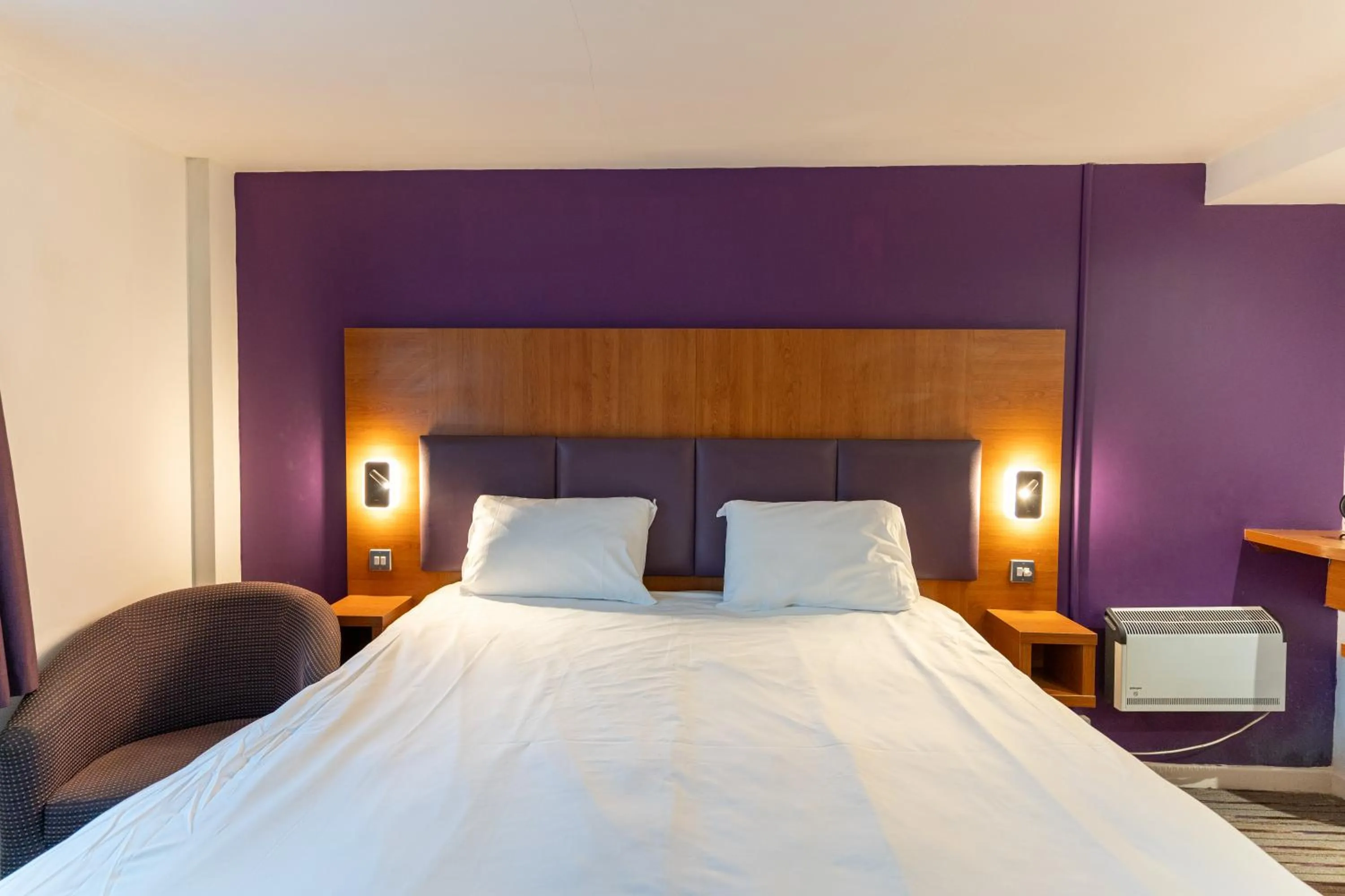 Bed in Tyger Inn Derby