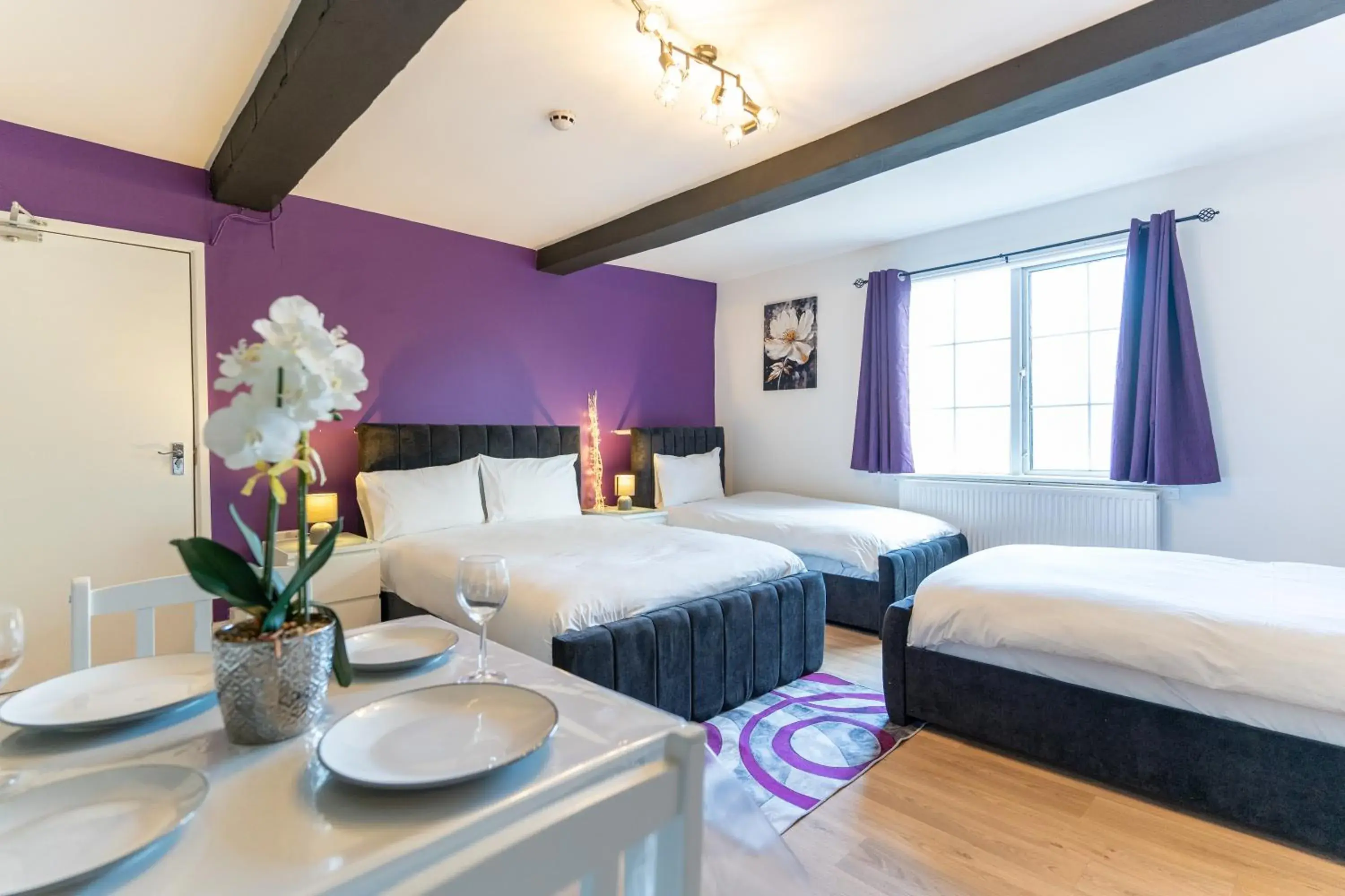 View (from property/room), Bed in Tyger Inn Derby View (from property/room), Bed in Tyger Inn Derby