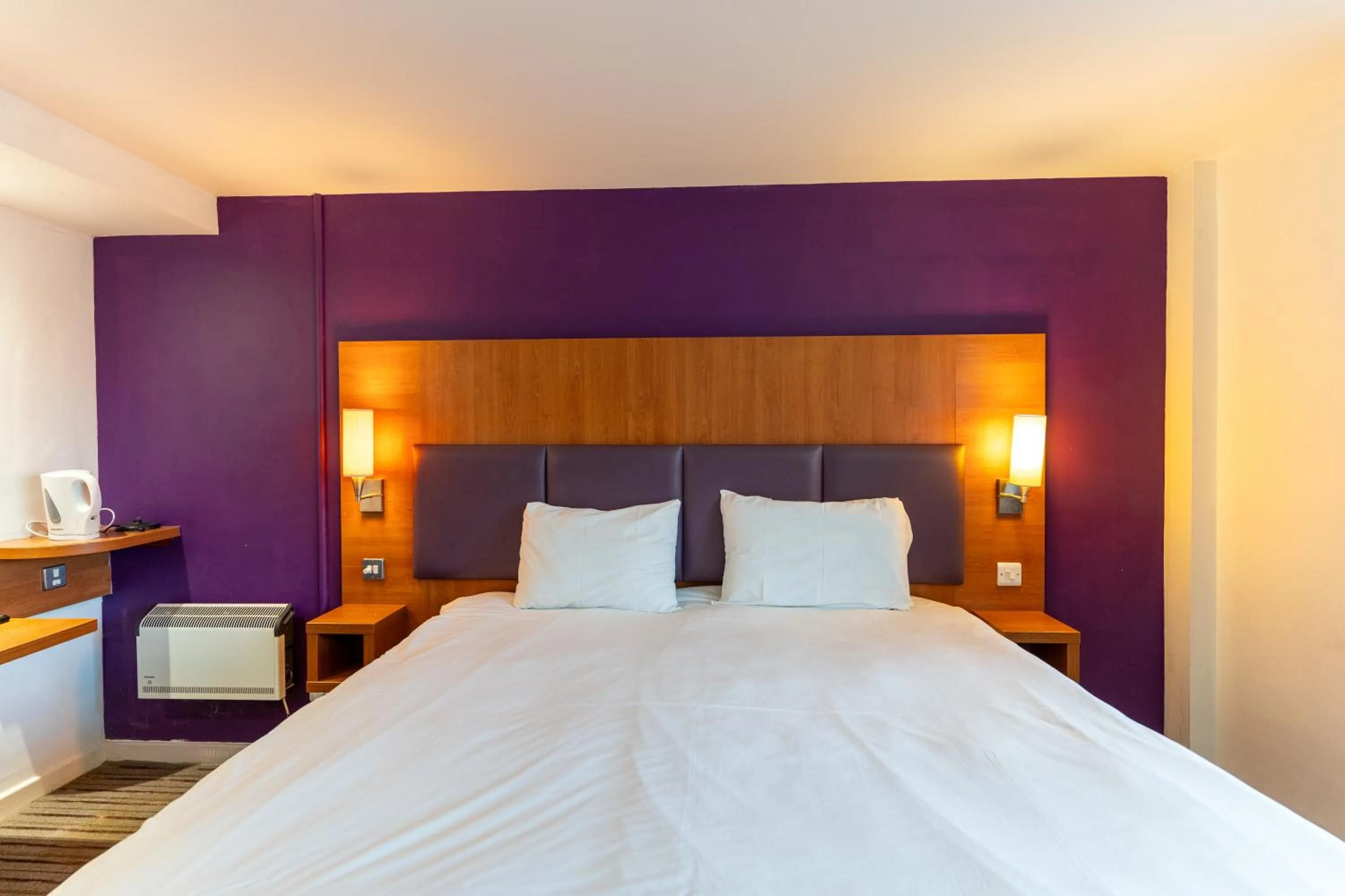 Bed in Tyger Inn Derby