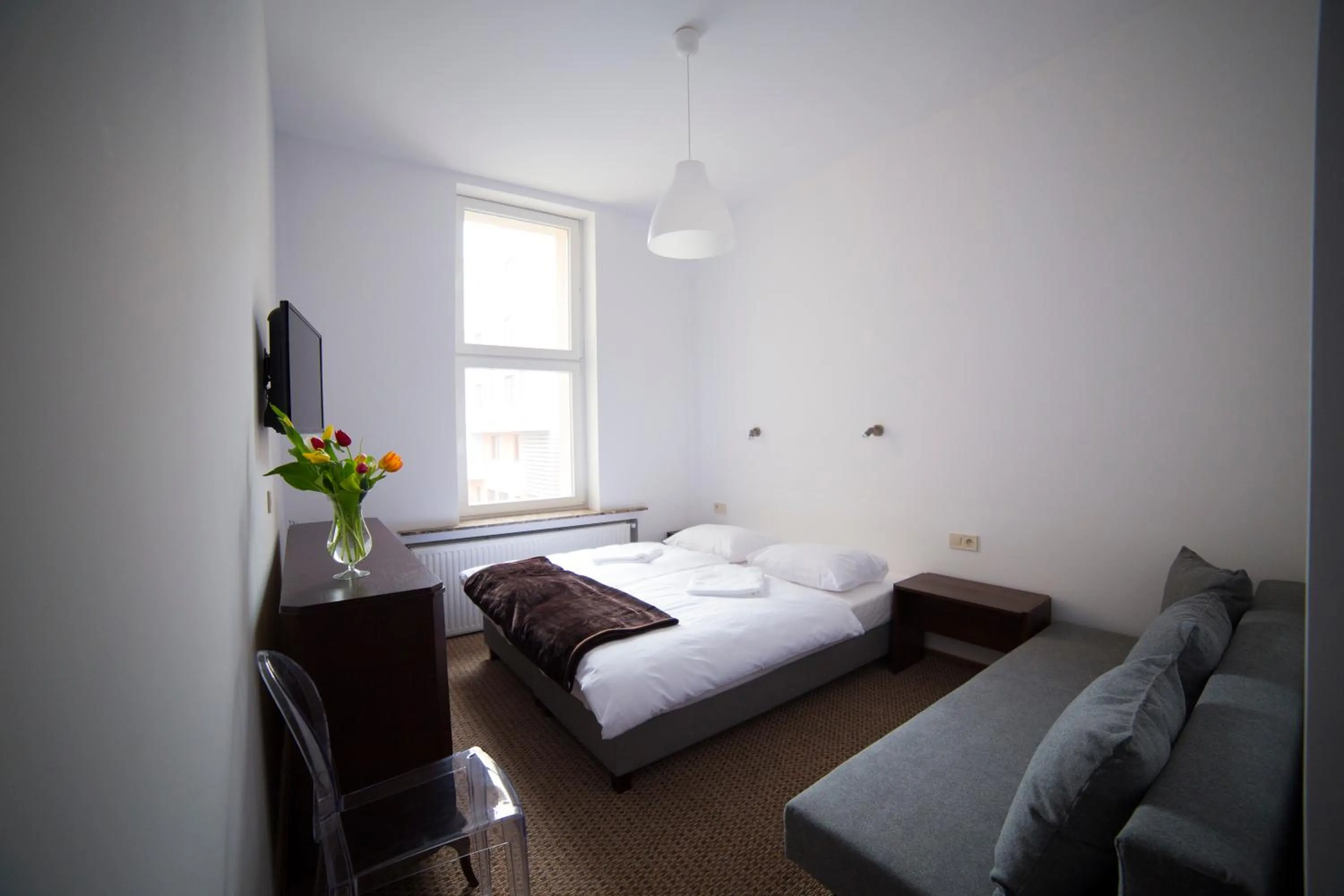 Photo of the whole room, Bed in OperaHostel