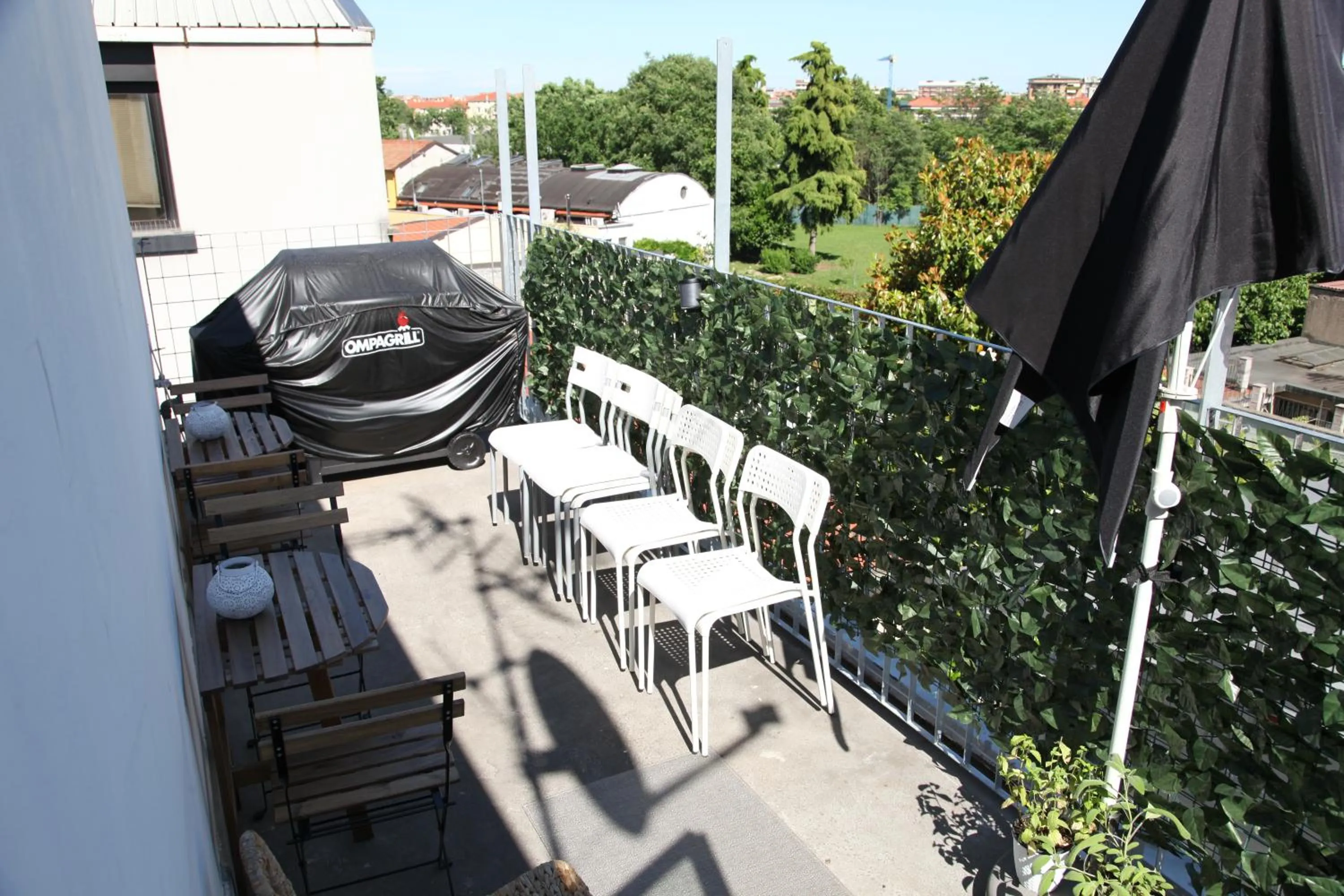 BBQ facilities in Atmos Luxe Navigli