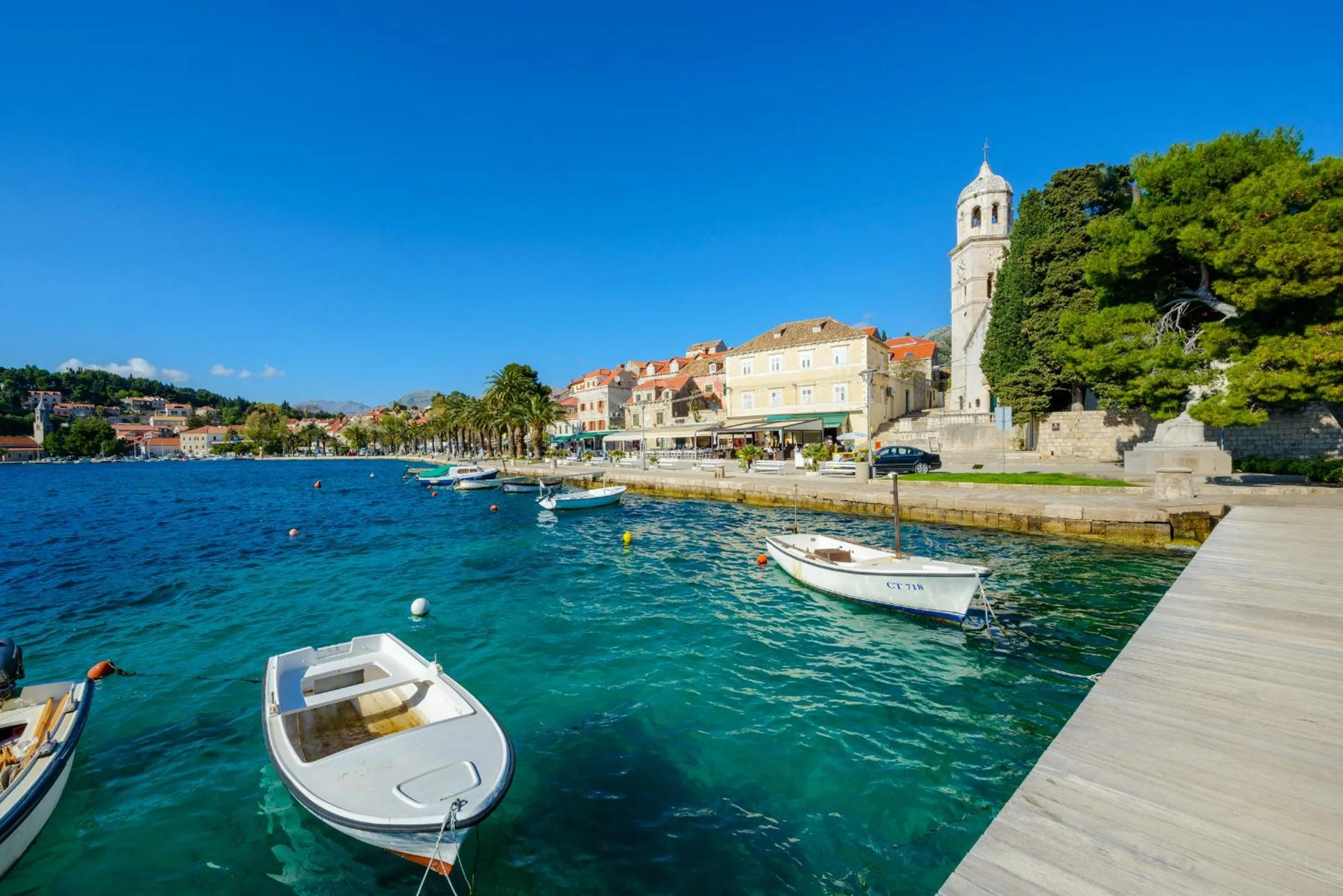 Neighbourhood in Apartments & Rooms Mihajica