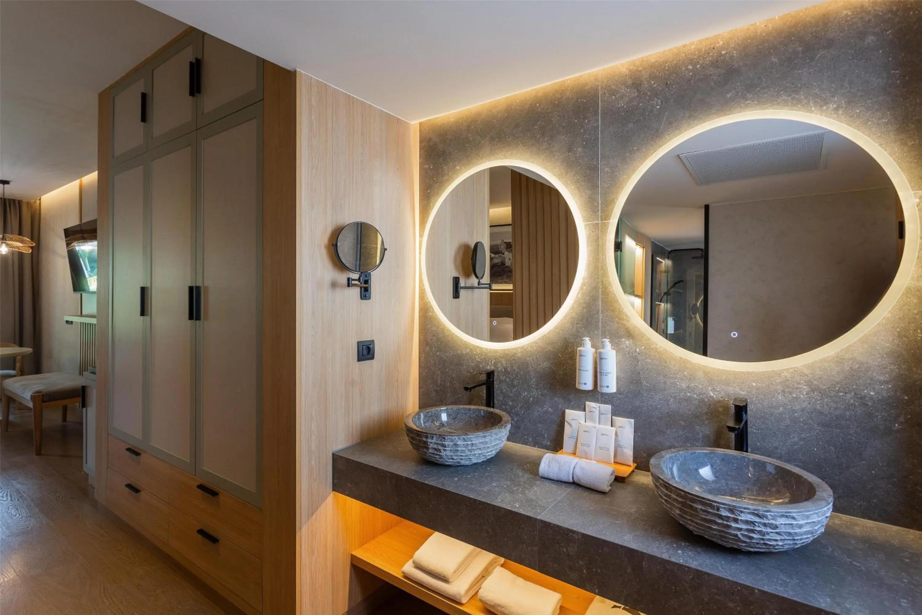 Photo of the whole room in Radisson Resort & Residences Tenerife - Adults Only