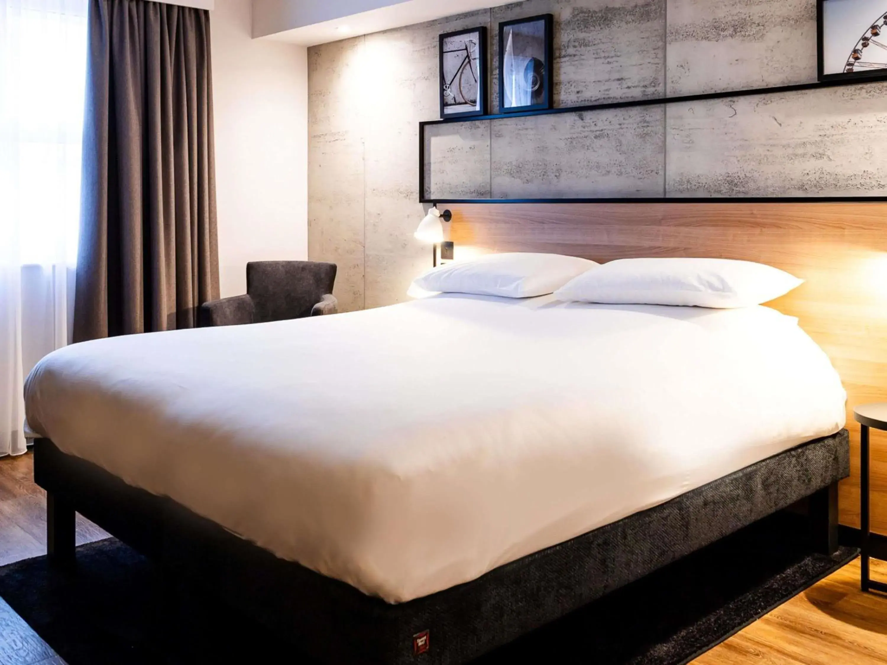 Bedroom, Bed in ibis Coleraine Riverside Bedroom, Bed in ibis Coleraine Riverside