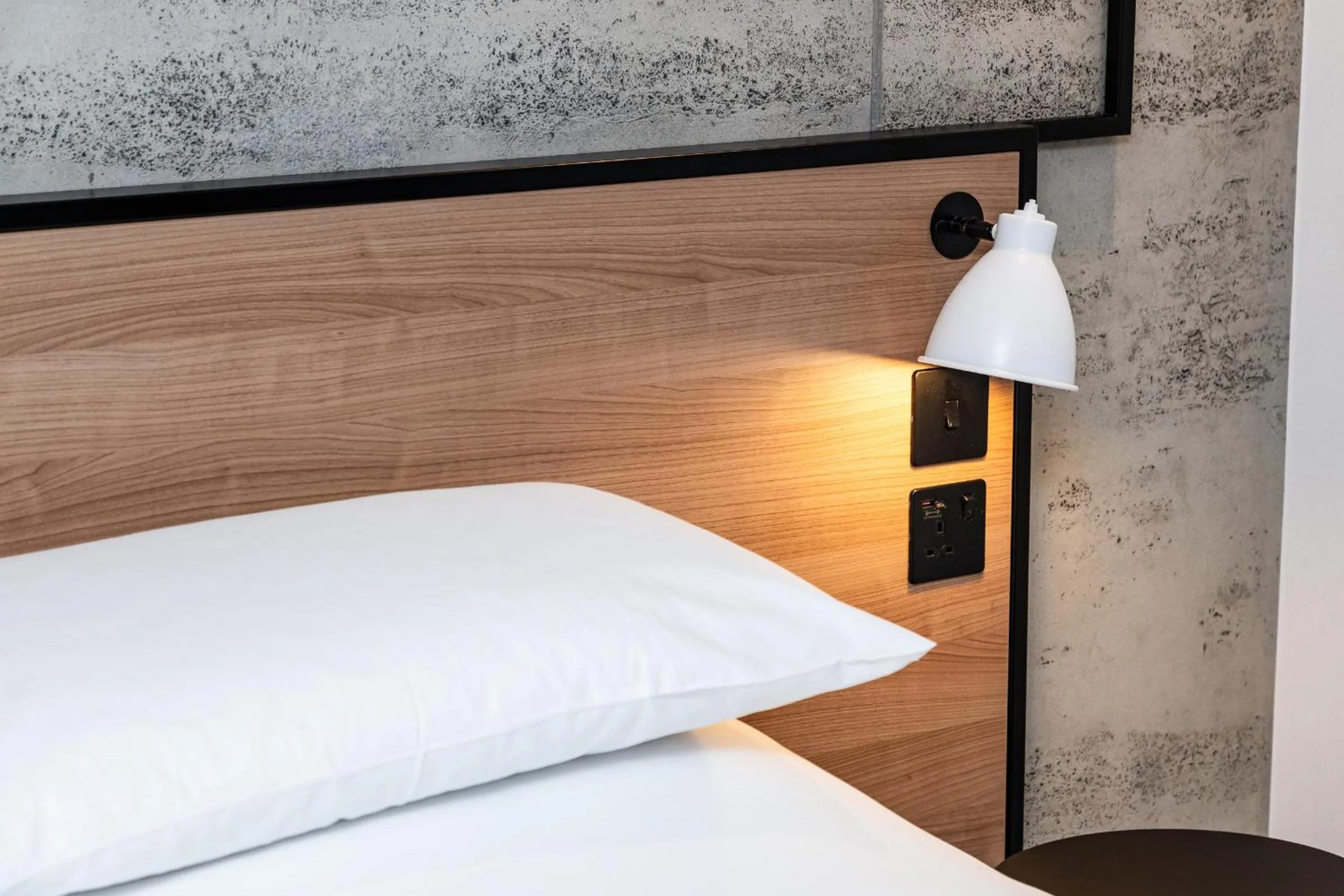 Bedroom, Bed in ibis Coleraine Riverside