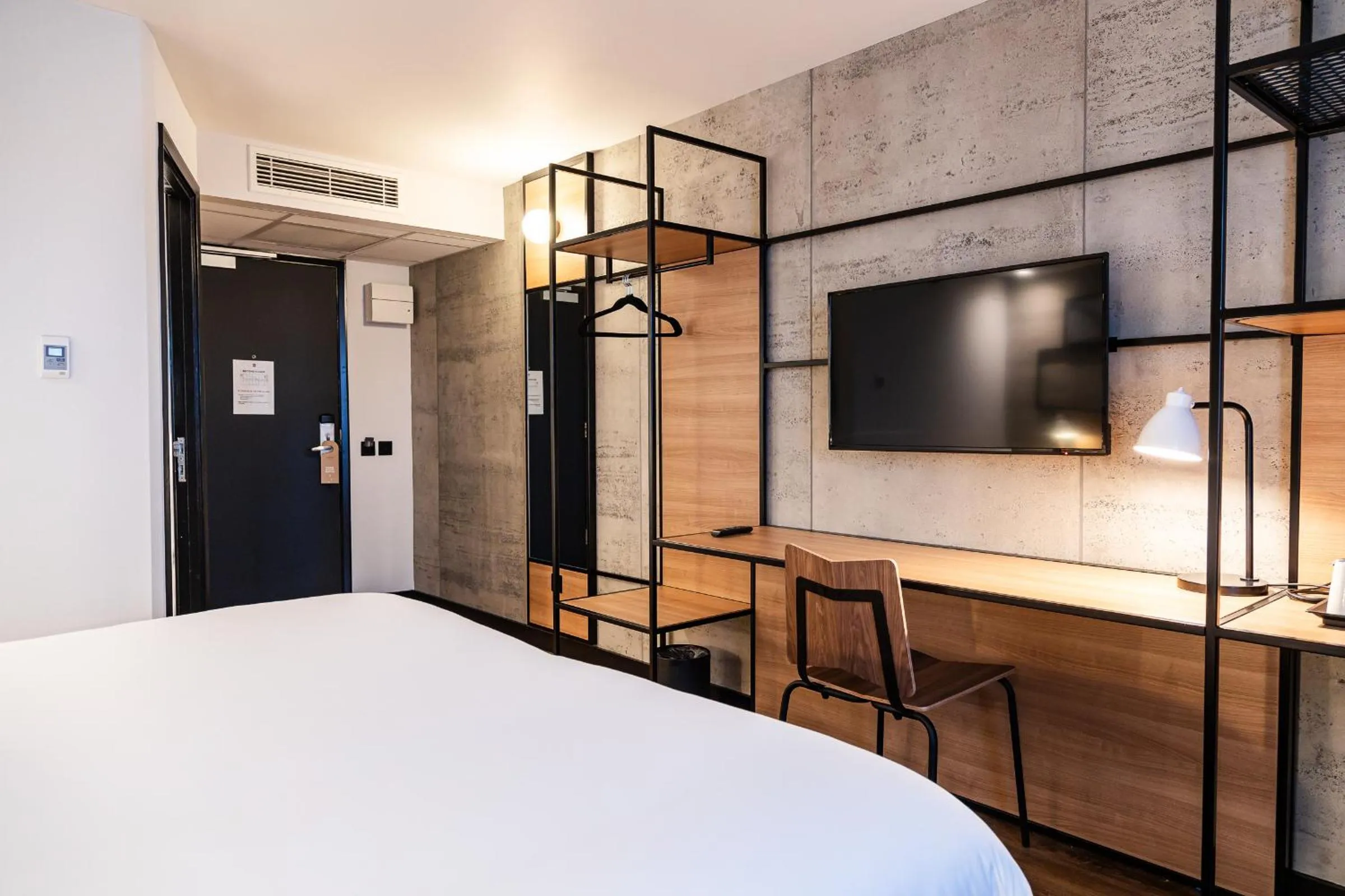 Bedroom, Bed in ibis Coleraine Riverside