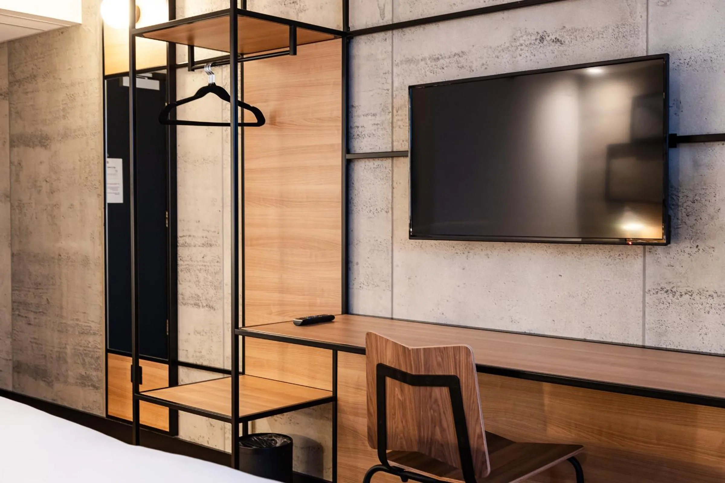 Bedroom in ibis Coleraine Riverside