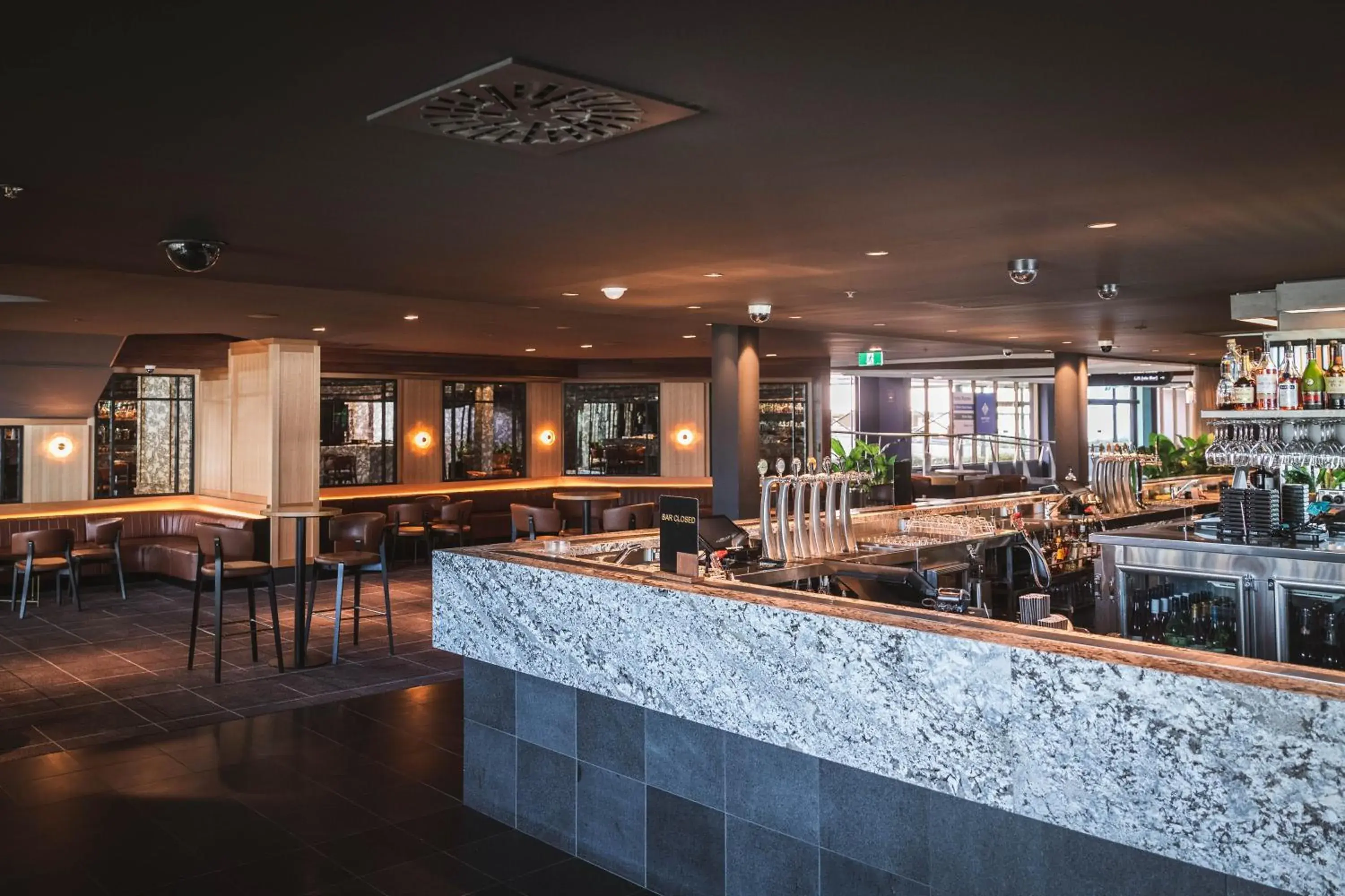 Restaurant/places to eat in Wrest Point Restaurant/places to eat in Wrest Point