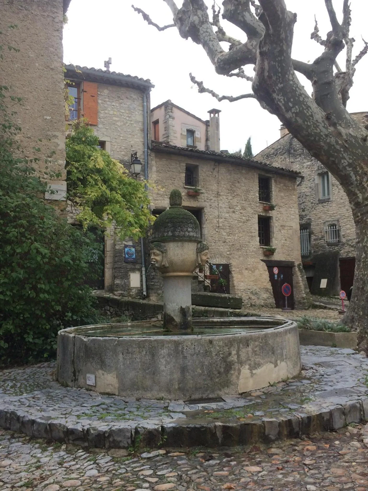 Nearby landmark in Le Verger