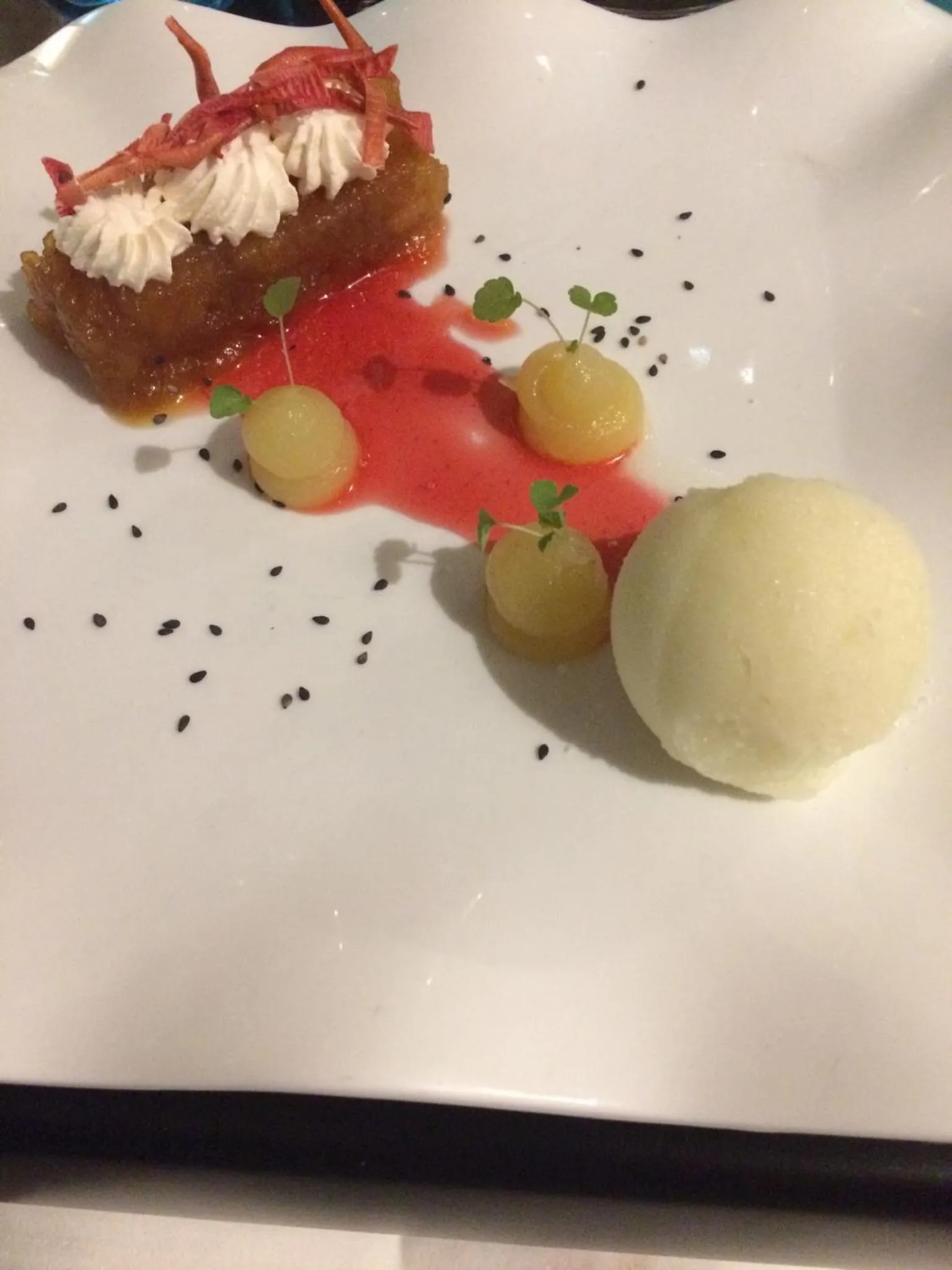 Restaurant/places to eat in Le Verger