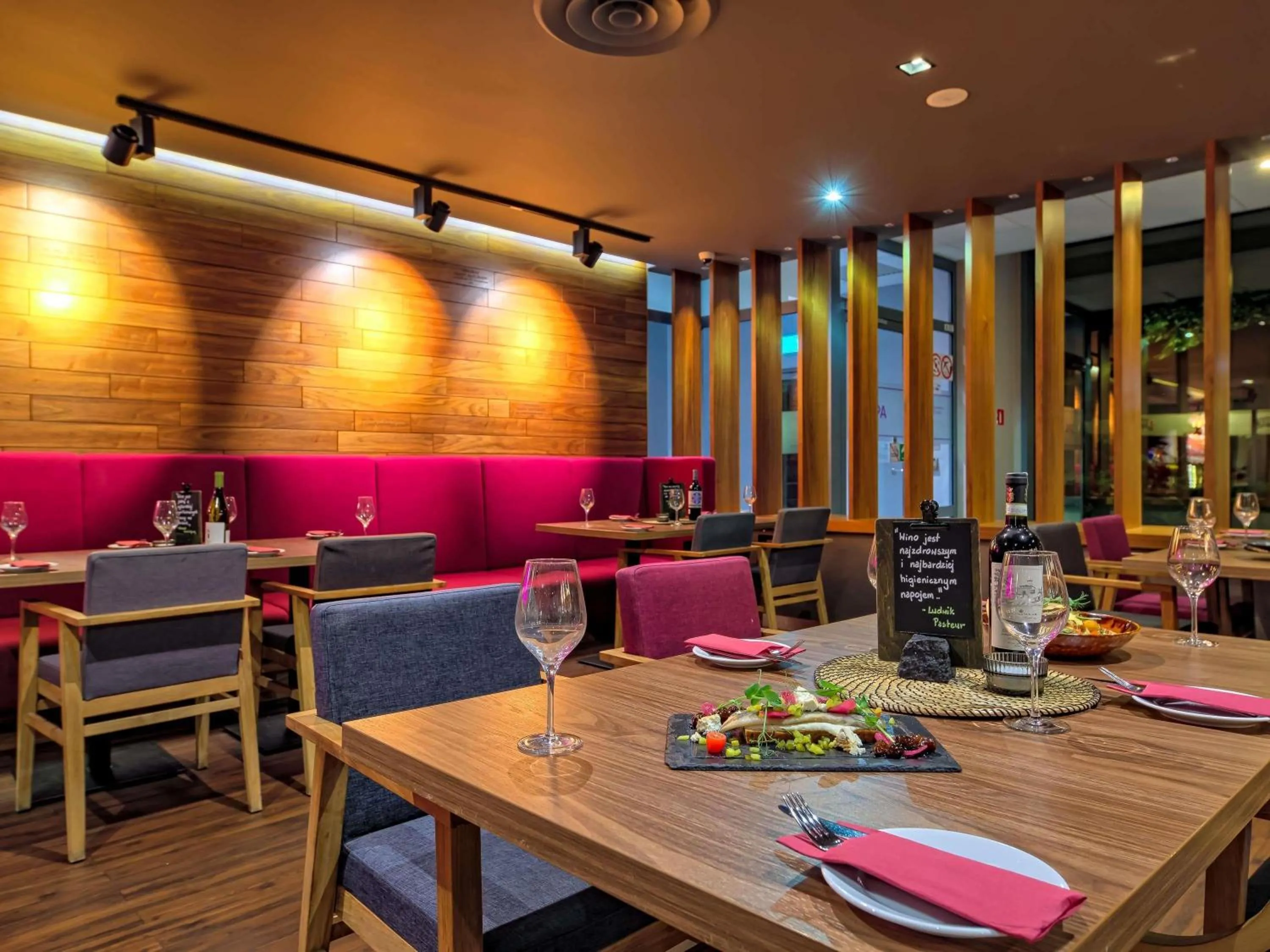 Lounge or bar in Mercure Gdańsk Posejdon