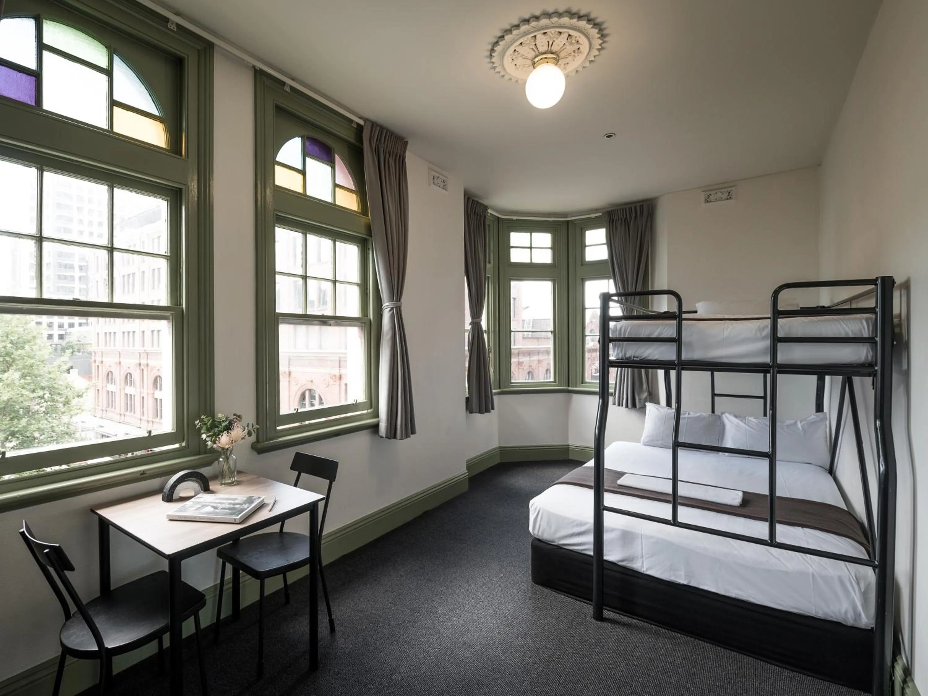 Bed in Sydney Central Inn