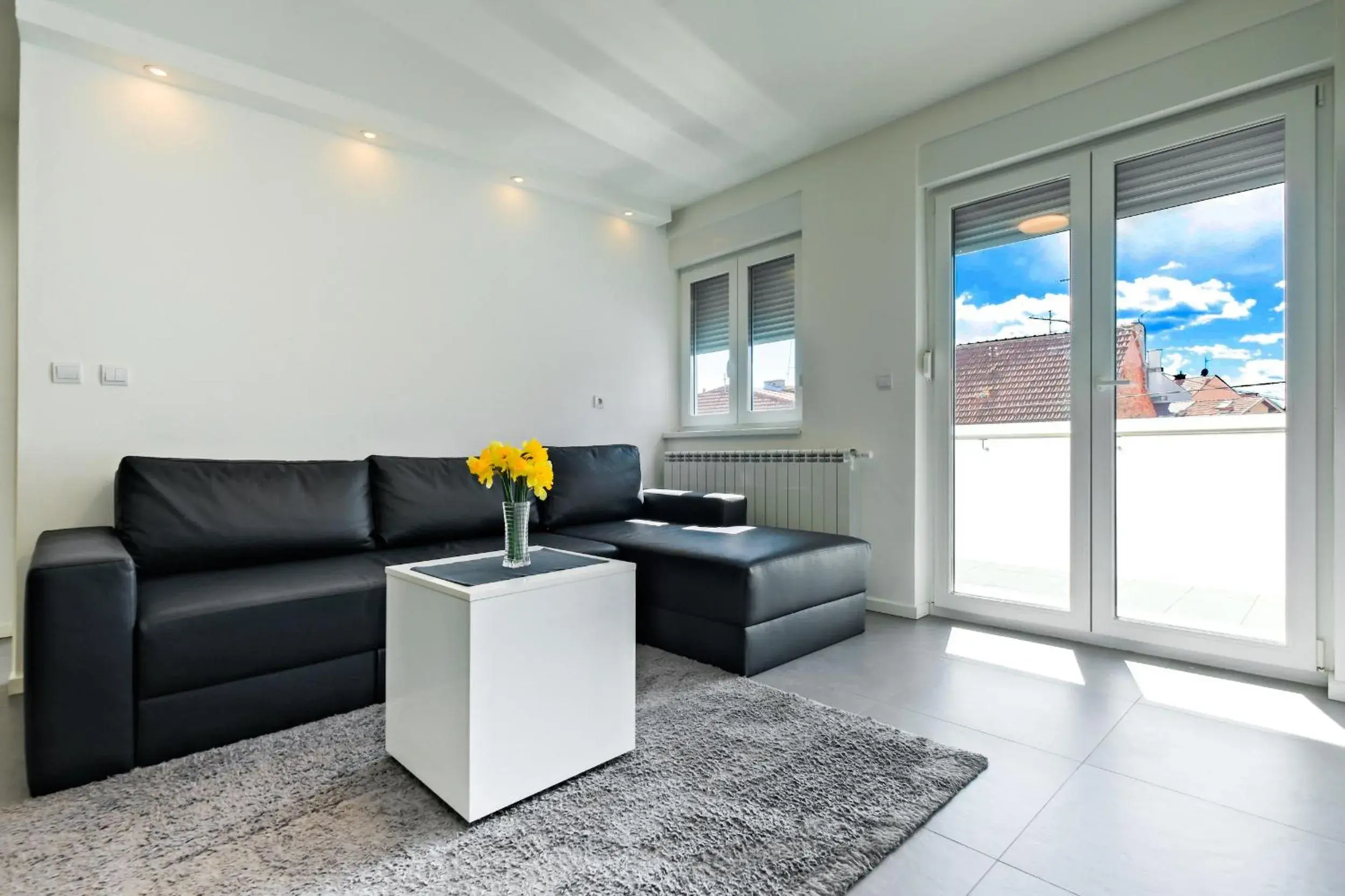 Apartment Zagreb, 0-24, self service check-in, free parking Apartment Zagreb, 0-24, self service check-in, free parking