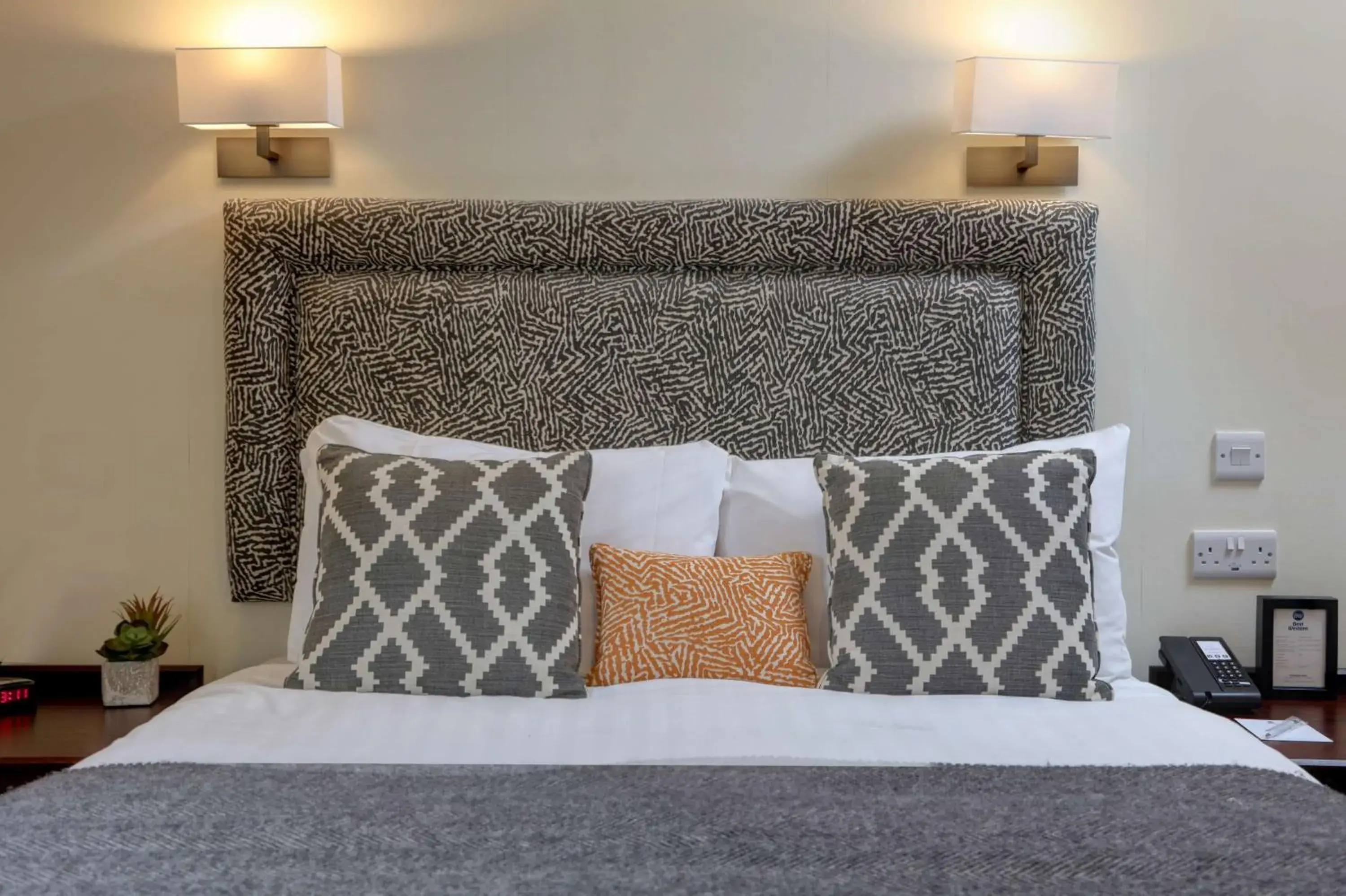 Photo of the whole room, Bed in BEST WESTERN The Crianlarich Hotel Photo of the whole room, Bed in BEST WESTERN The Crianlarich Hotel