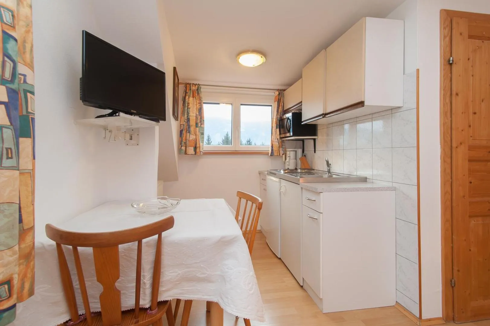 Kitchen or kitchenette in Lug ins Land