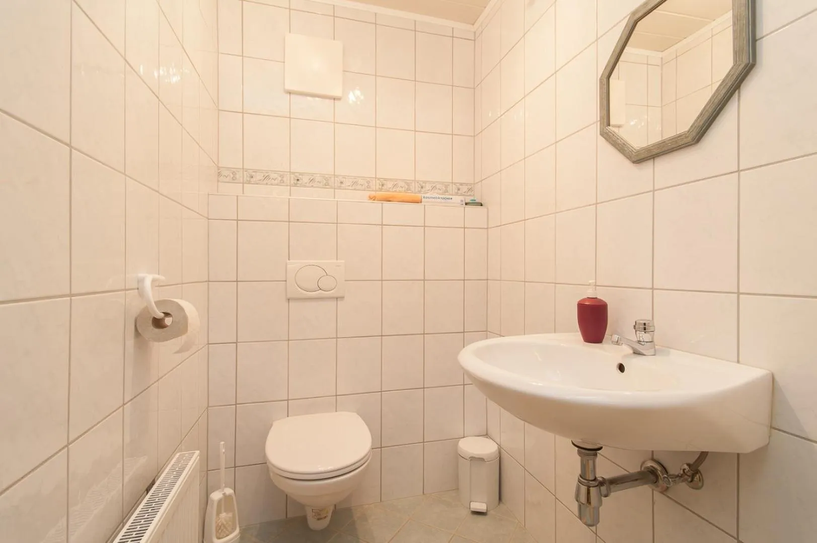 Toilet in Lug ins Land