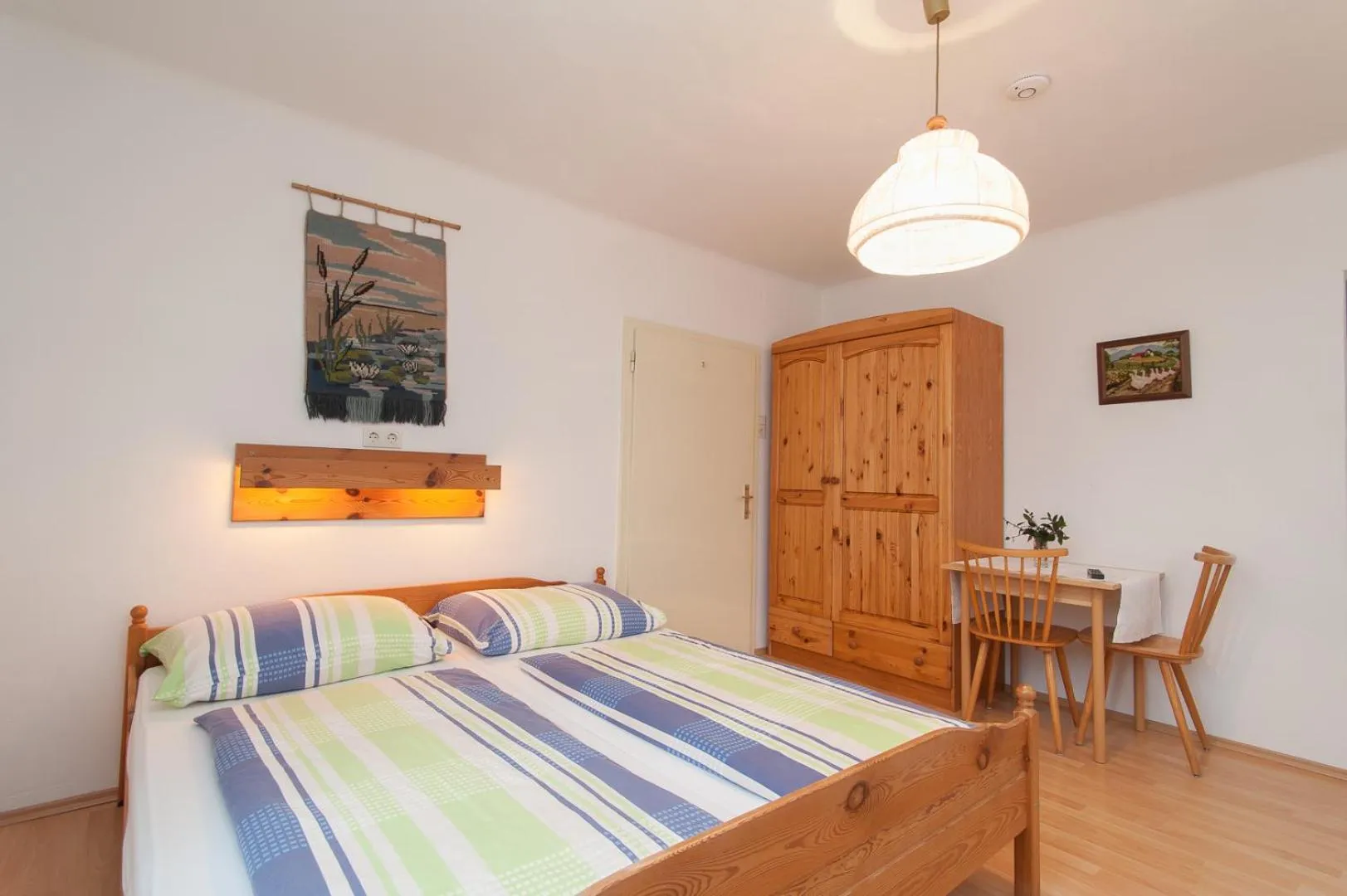 Bedroom in Lug ins Land