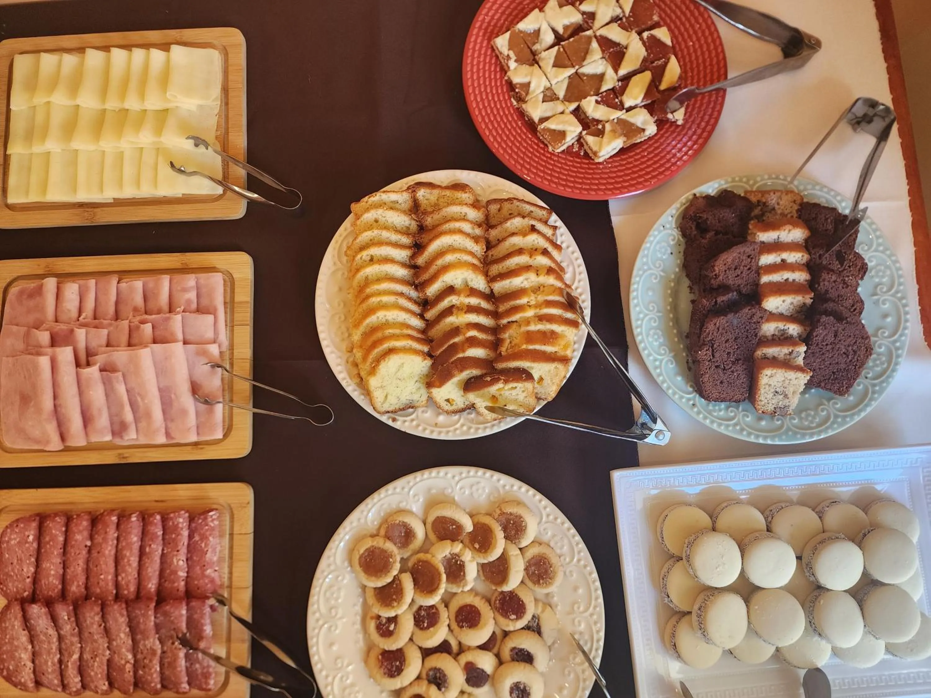 Breakfast in Hostería Vertical Lodge