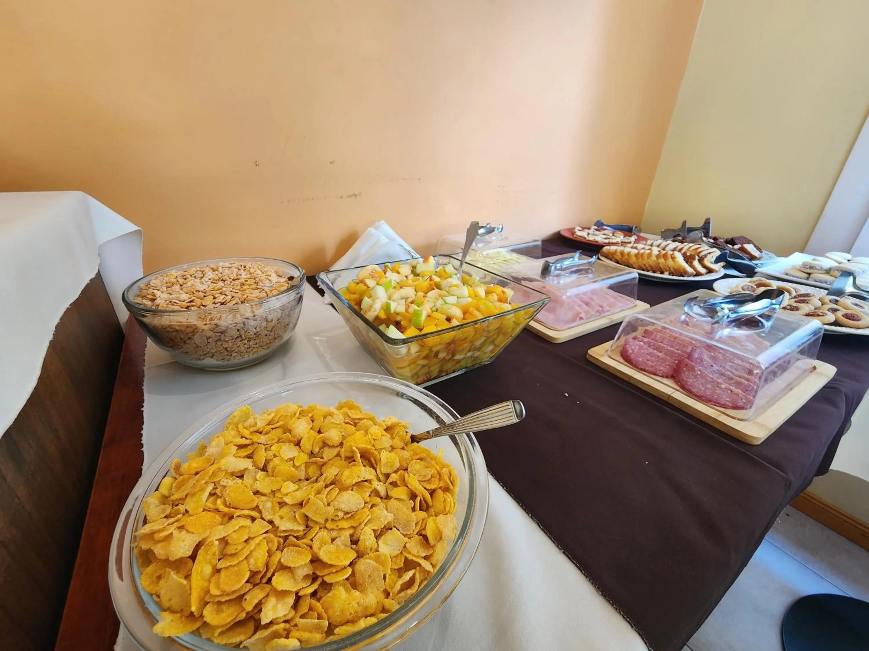 Breakfast in Hostería Vertical Lodge