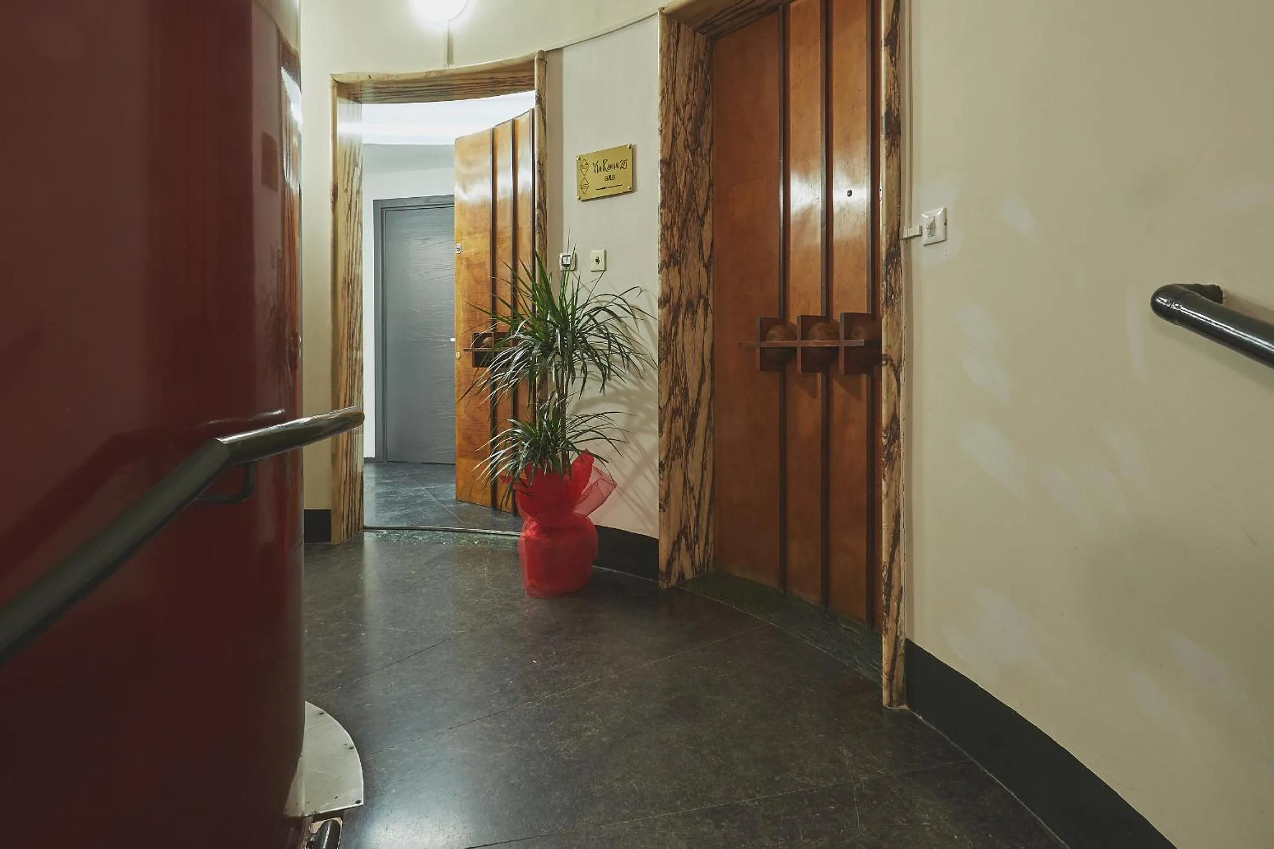 Facade/entrance in B&B VIA ROMA 25