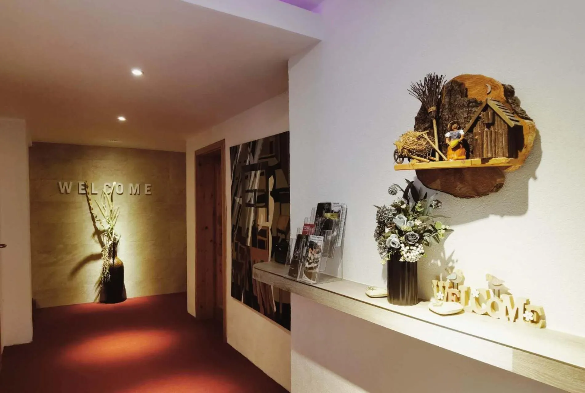 Lobby or reception in Das Waldhaus