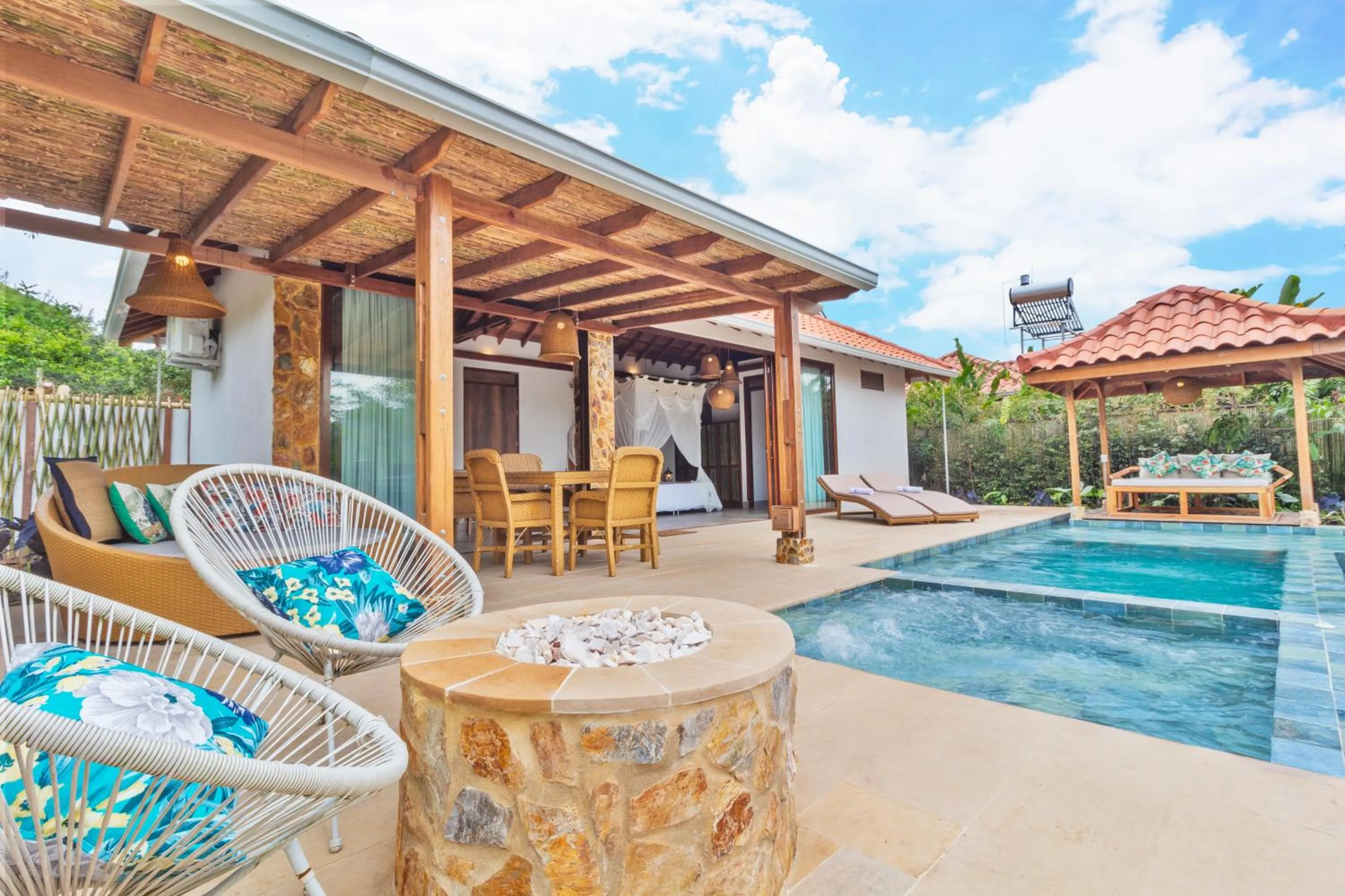 Swimming pool in Hotel Spa La Colina