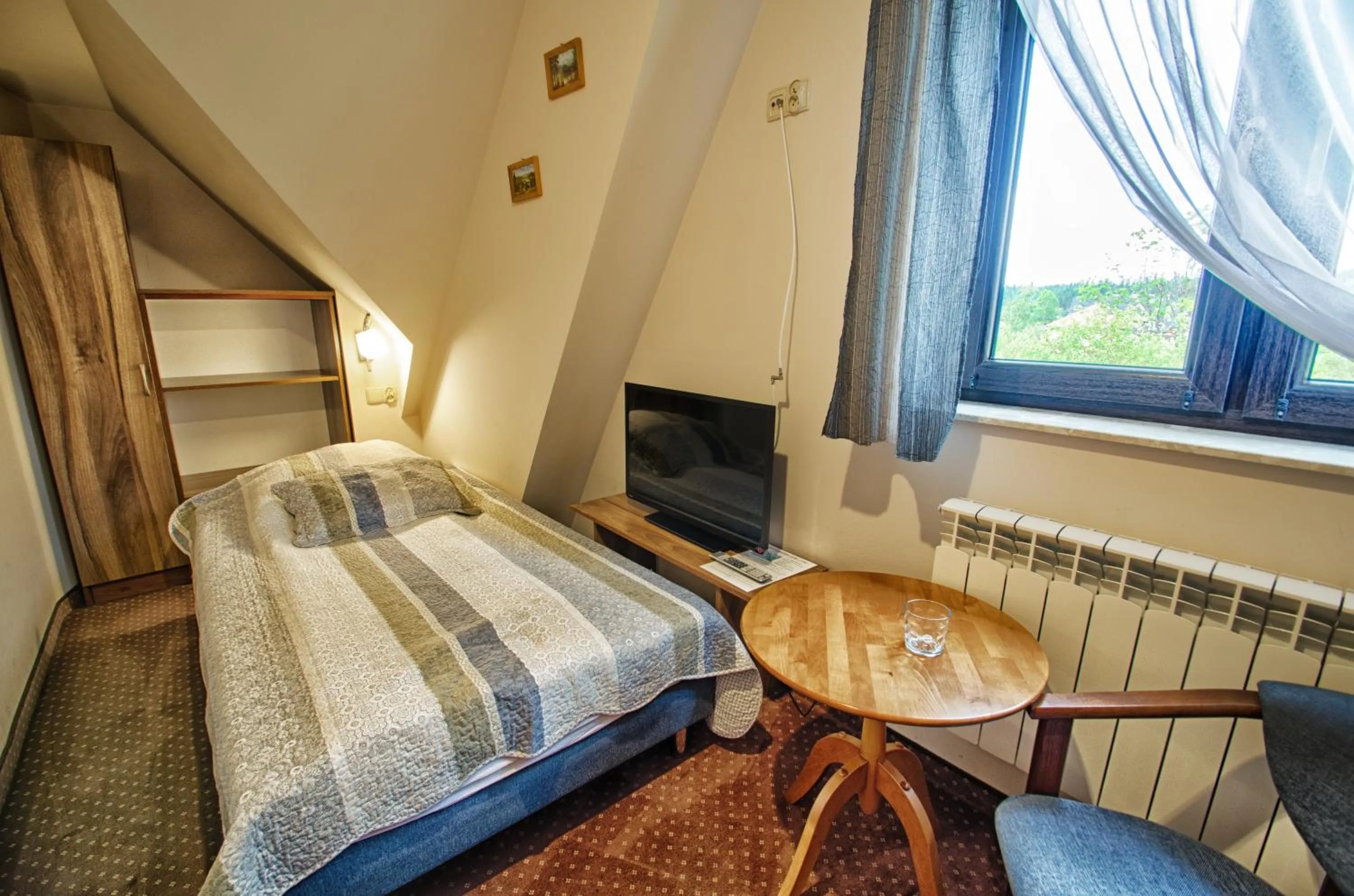 Photo of the whole room, Bed in DOM WYPOCZYNKOWY ŻAK