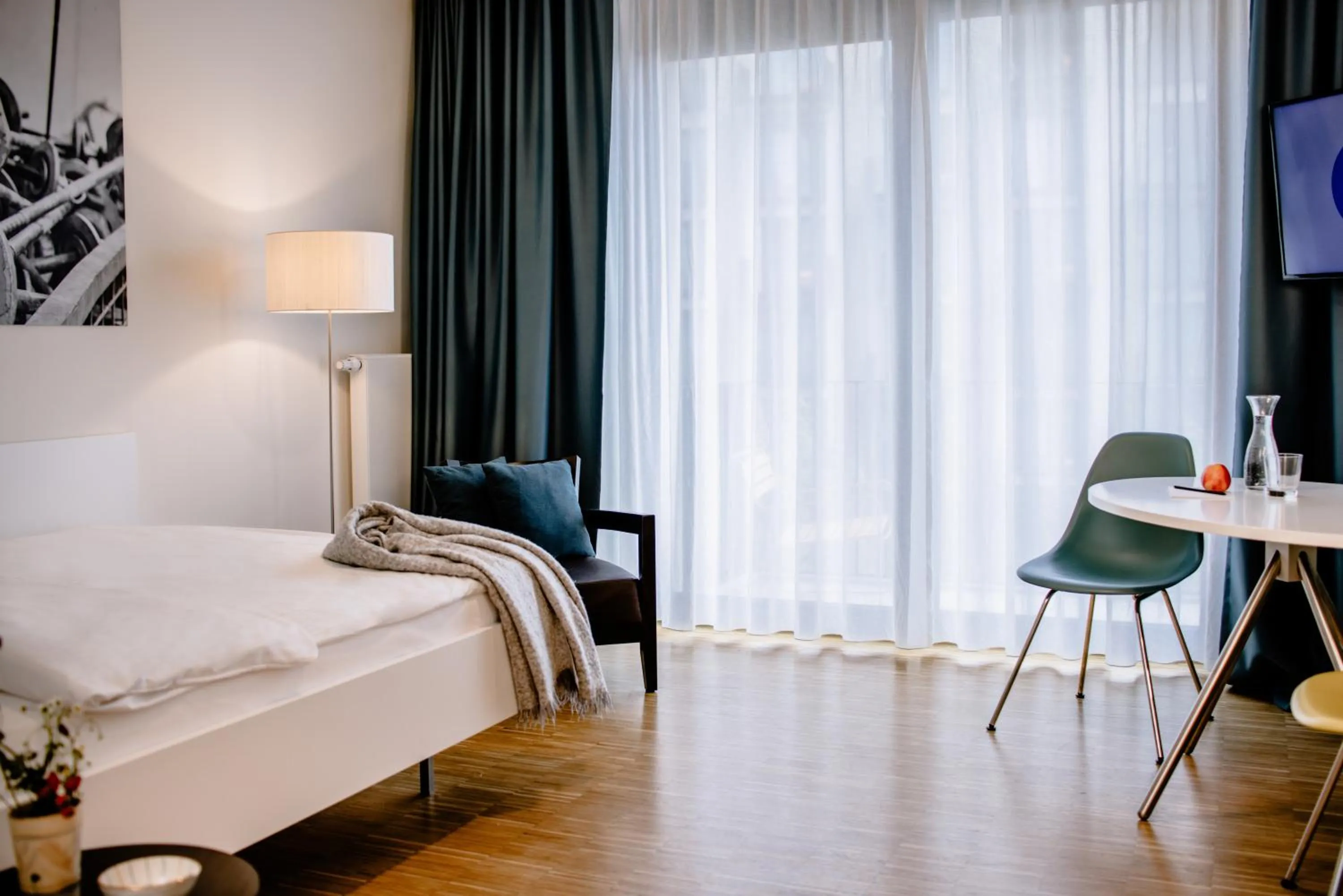 Bedroom, Bed in THE FLAG München M.