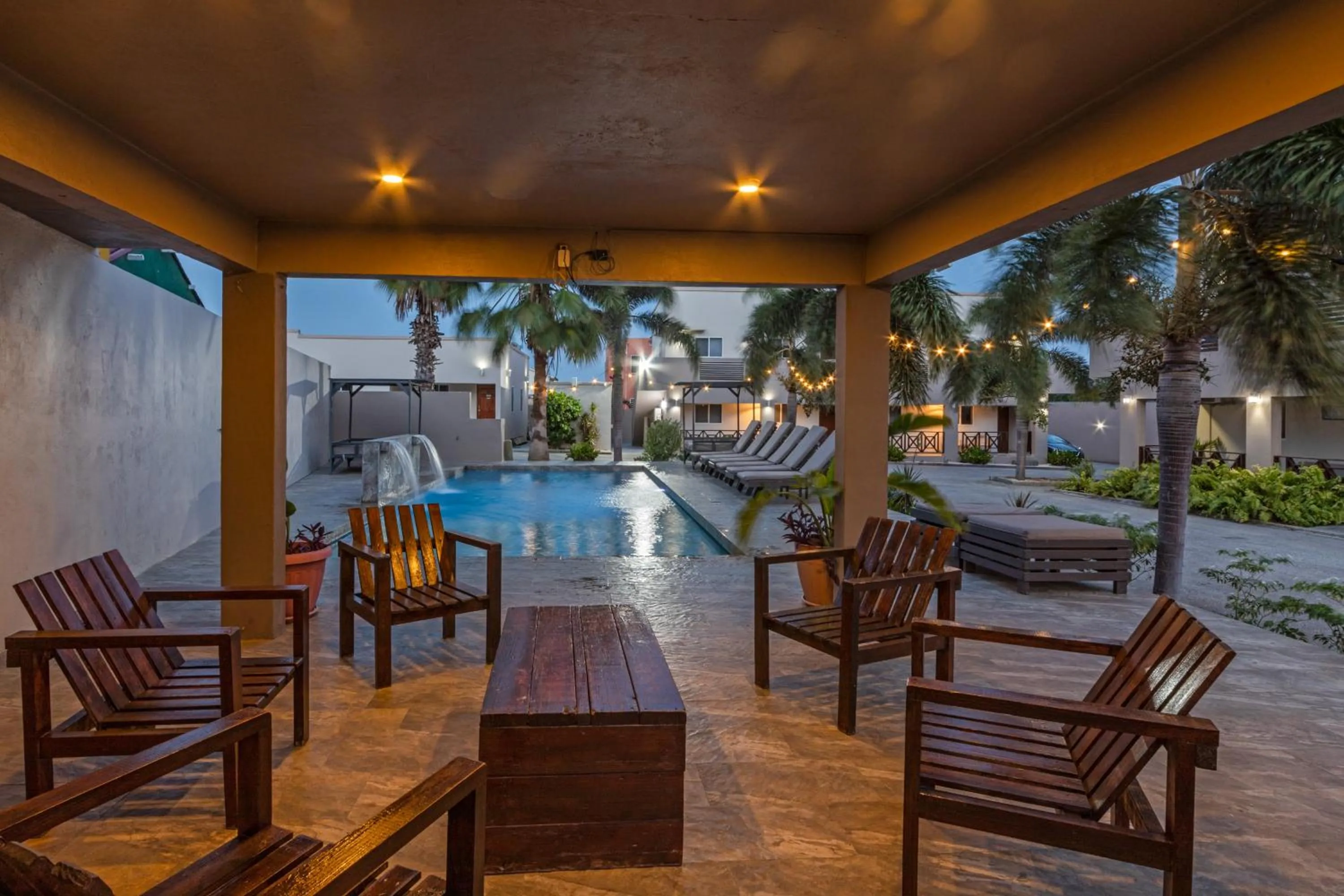 Swimming pool in Curadise Living