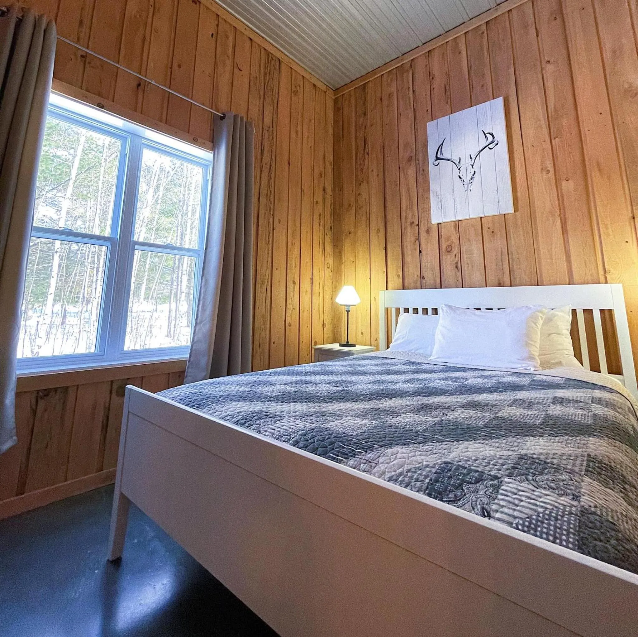 Bed in Chalets du Domaine Yamaska