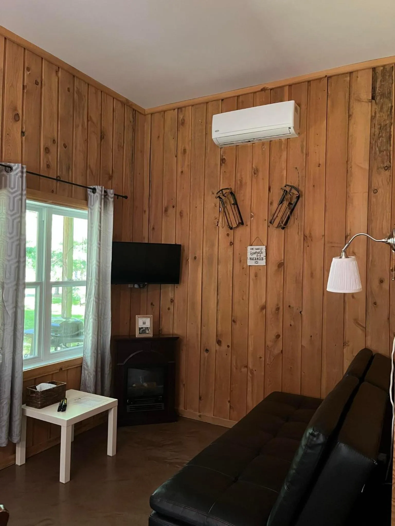 TV and multimedia in Chalets du Domaine Yamaska