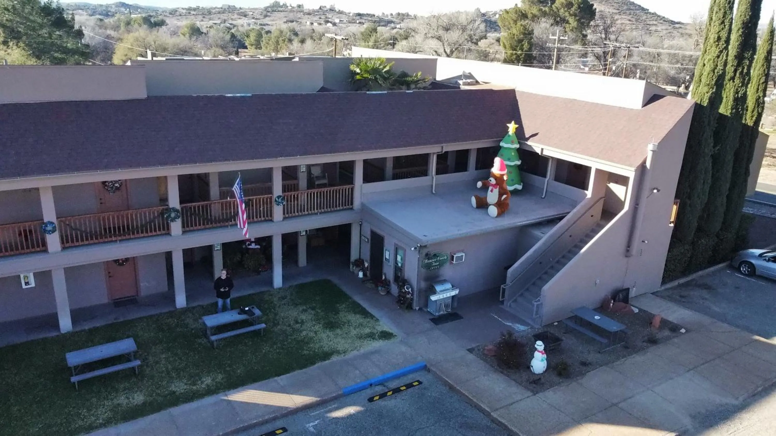 Property building in Beaver Creek Inn
