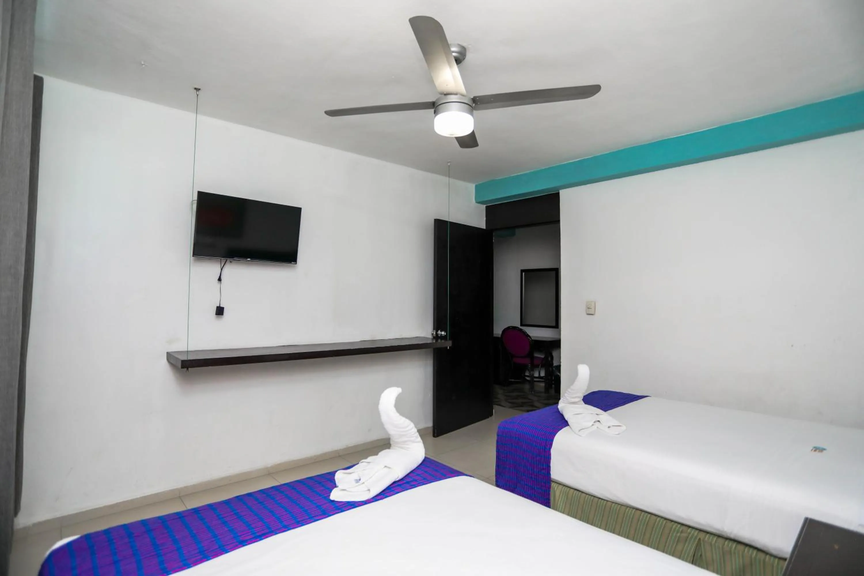 Photo of the whole room, Bed in Pa´Xa Mama Hotel Boutique