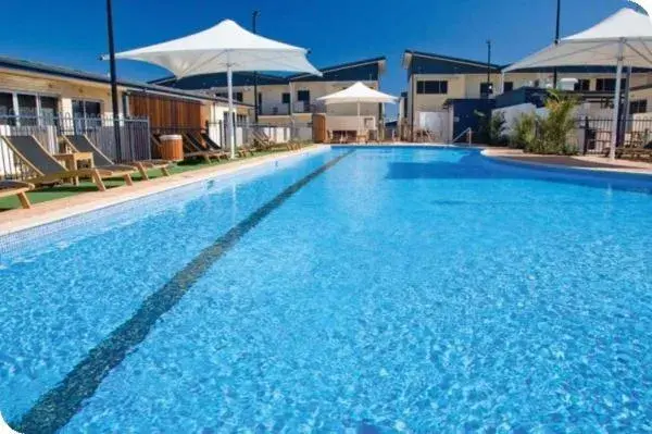 Swimming pool in Broadwater Mariner Resort Swimming pool in Broadwater Mariner Resort