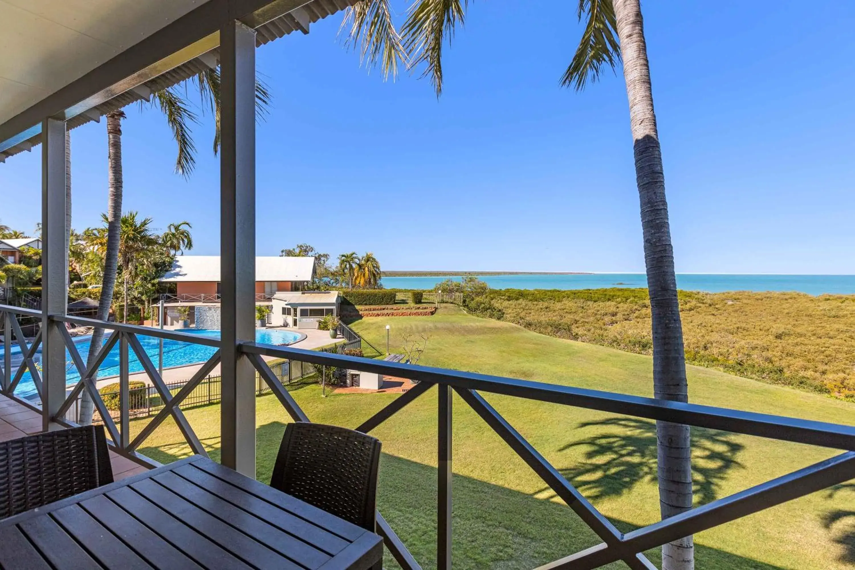 Two Bedroom Bay View in Moonlight Bay Suites Two Bedroom Bay View in Moonlight Bay Suites