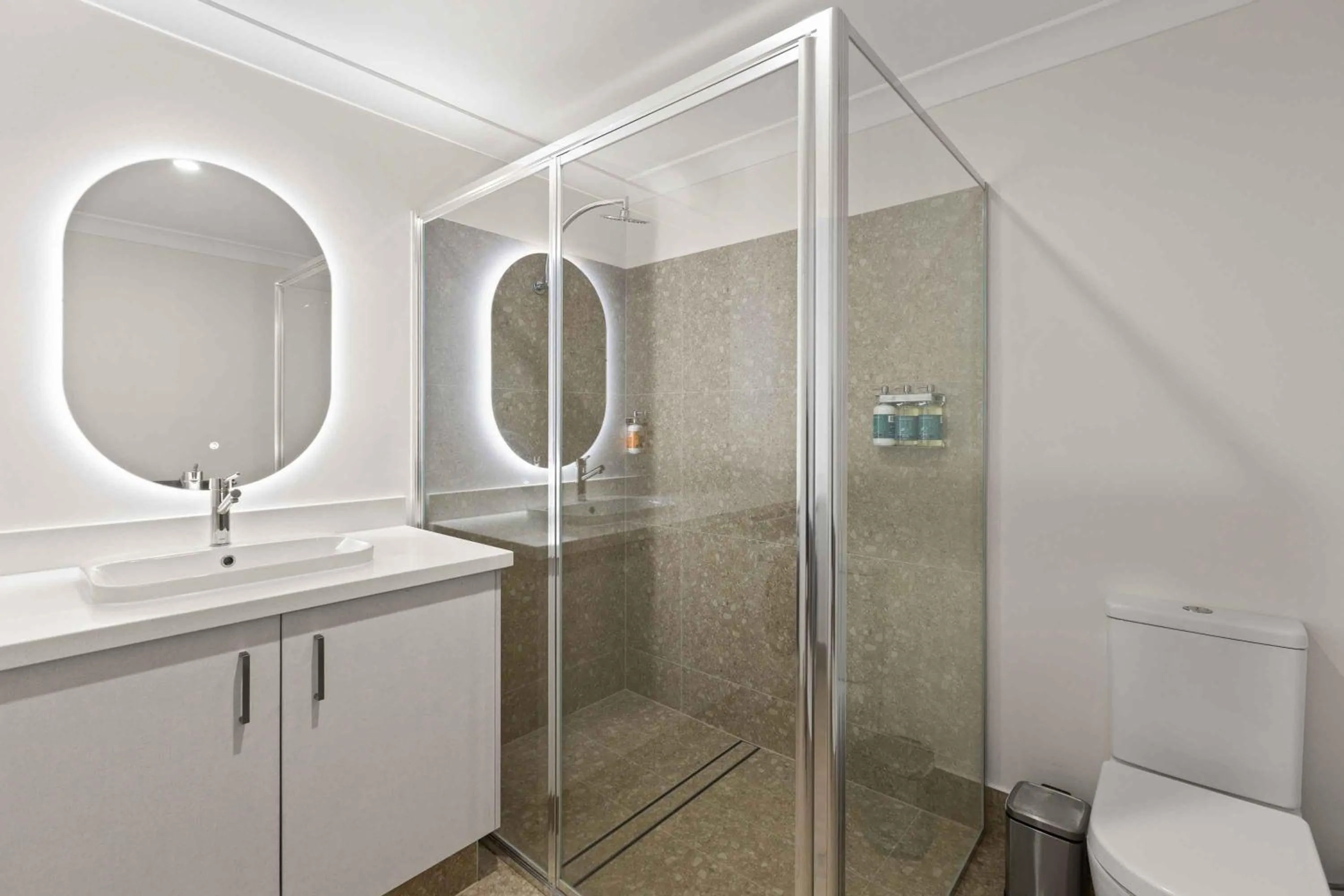 Bathroom in Moonlight Bay Suites