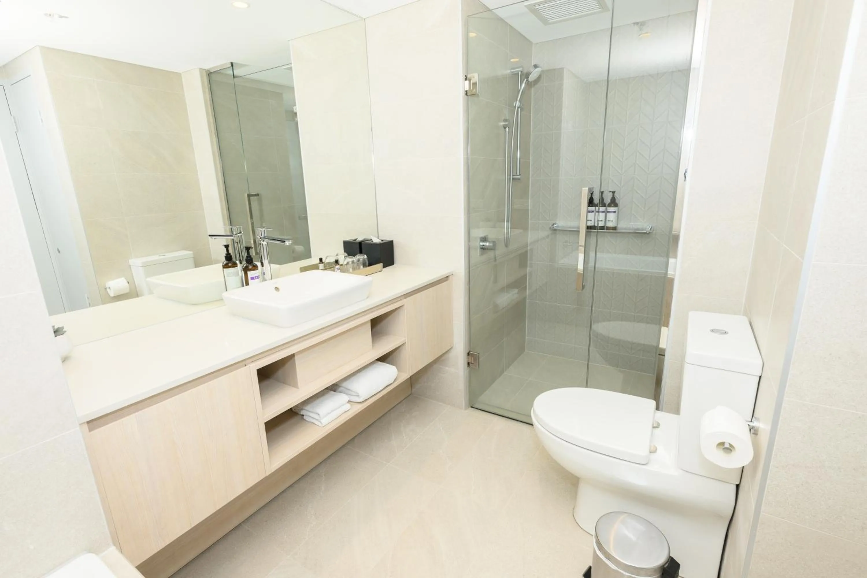 Public Bath in Residence on Langley Park