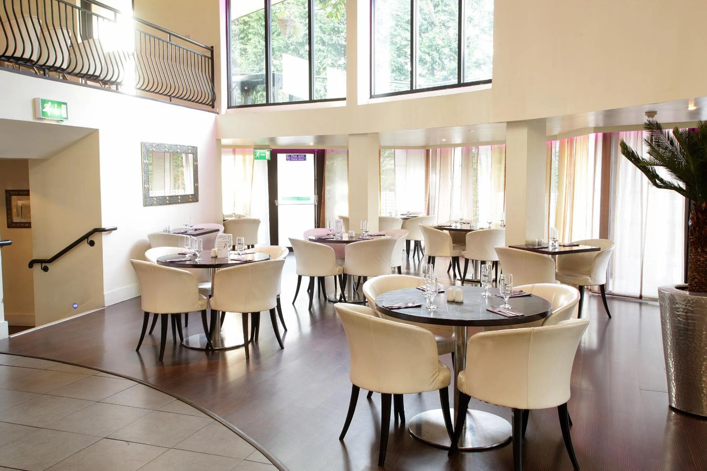 Restaurant/places to eat in Waterfoot Hotel