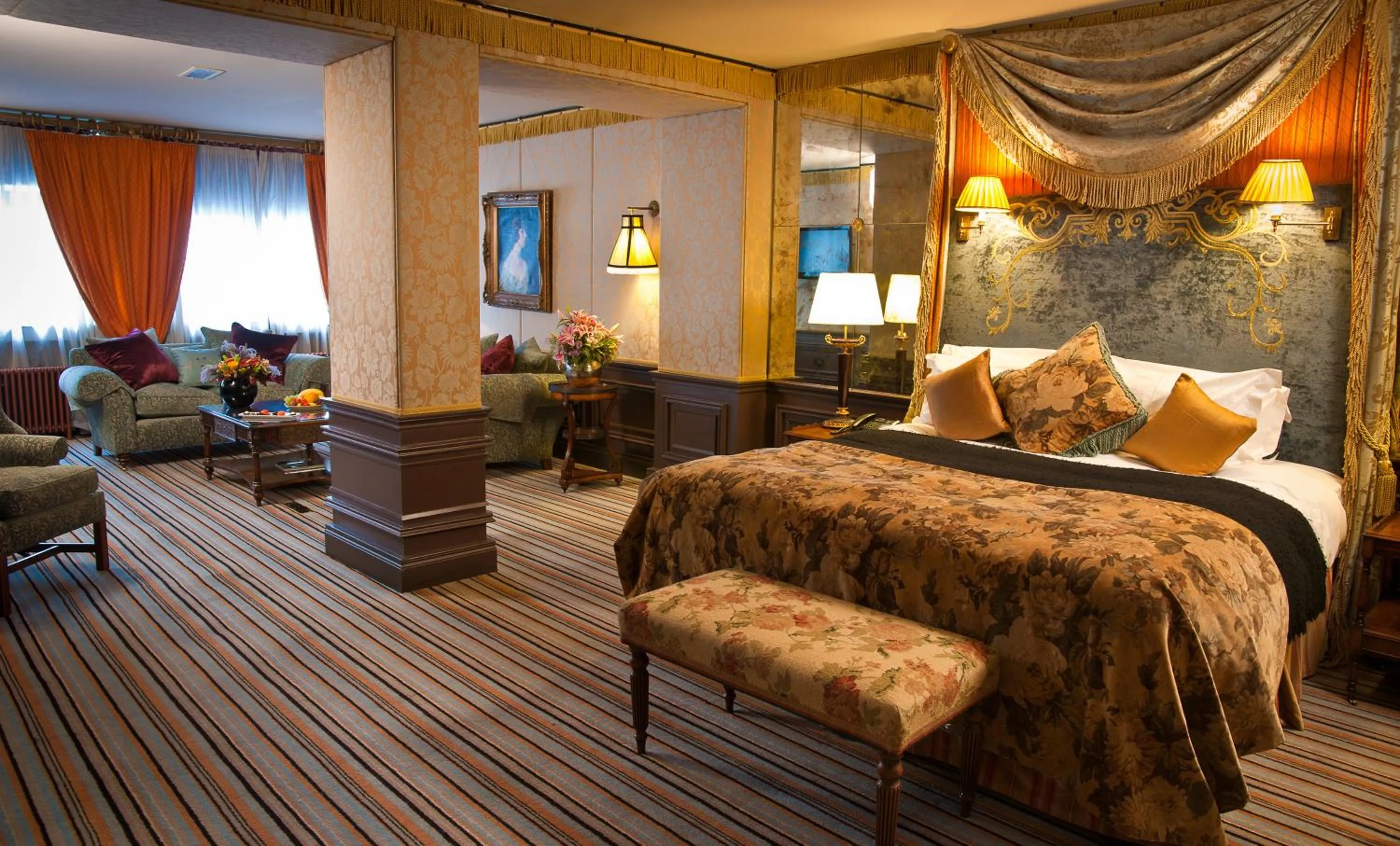 Bed in The Merchant Hotel