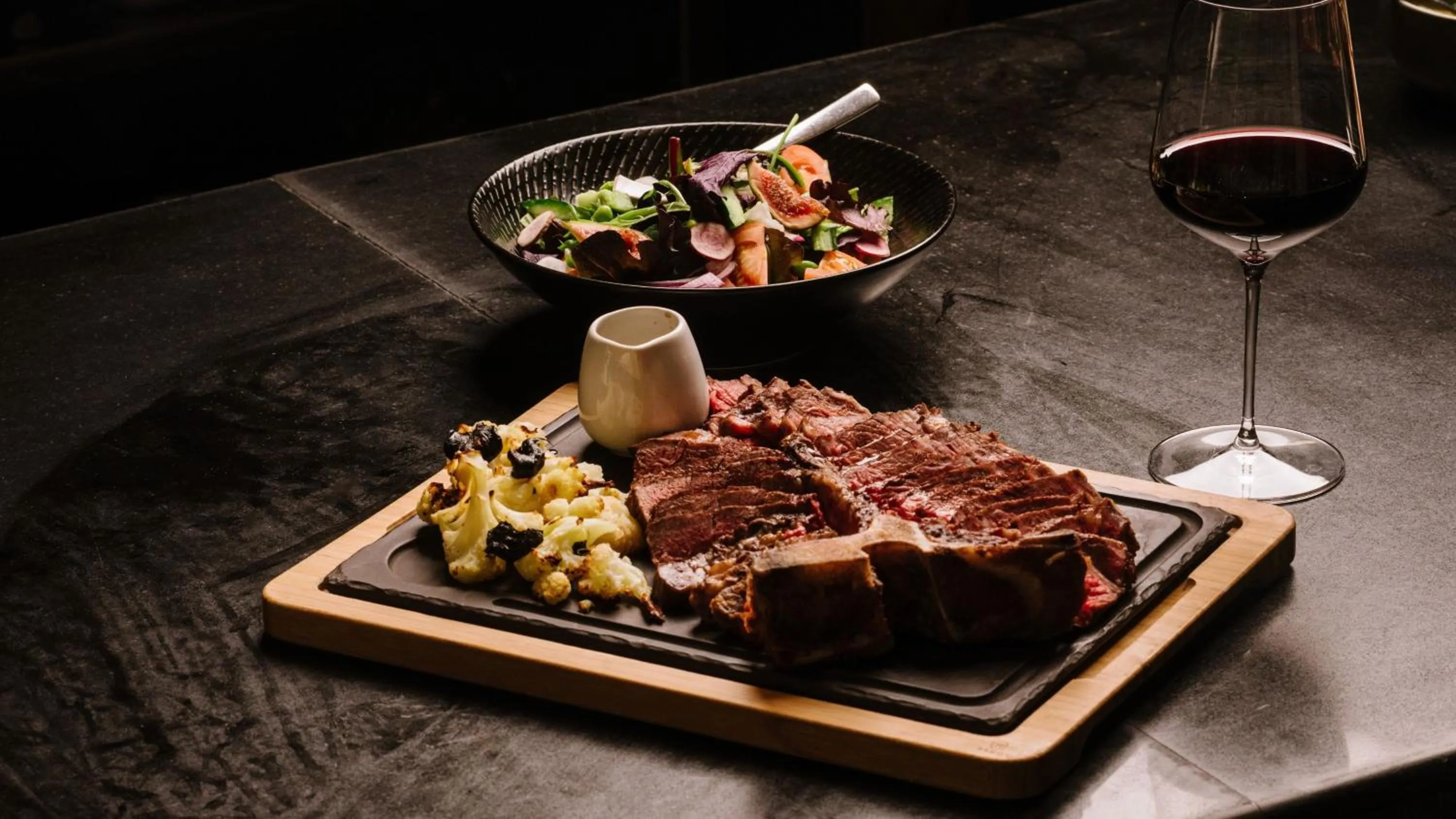 Restaurant/places to eat in InterContinental Sanctuary Cove Resort by IHG