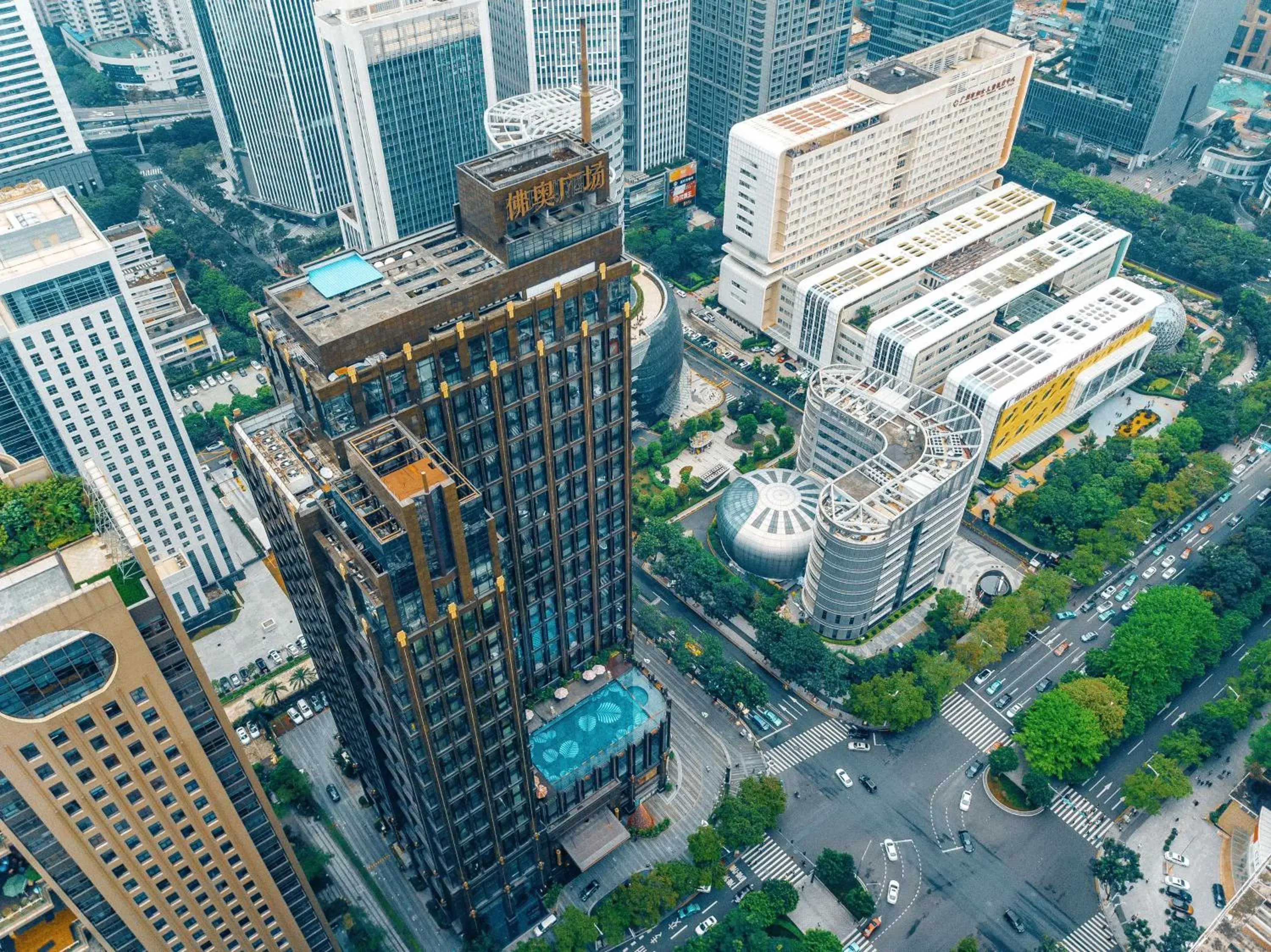 Bird's eye view, Bird's-eye View in Vaperse Apartment