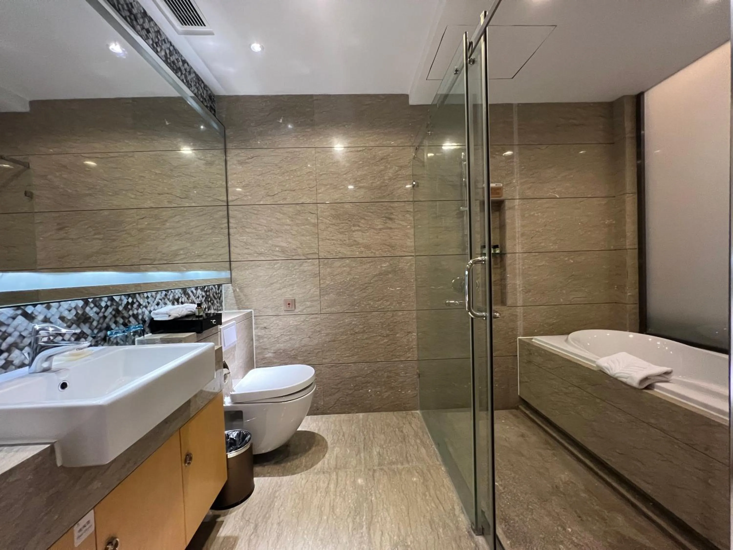 Vaperse Hotel Guangzhou Zhujiang New Town - Free Shuttle Bus During Canton Fair