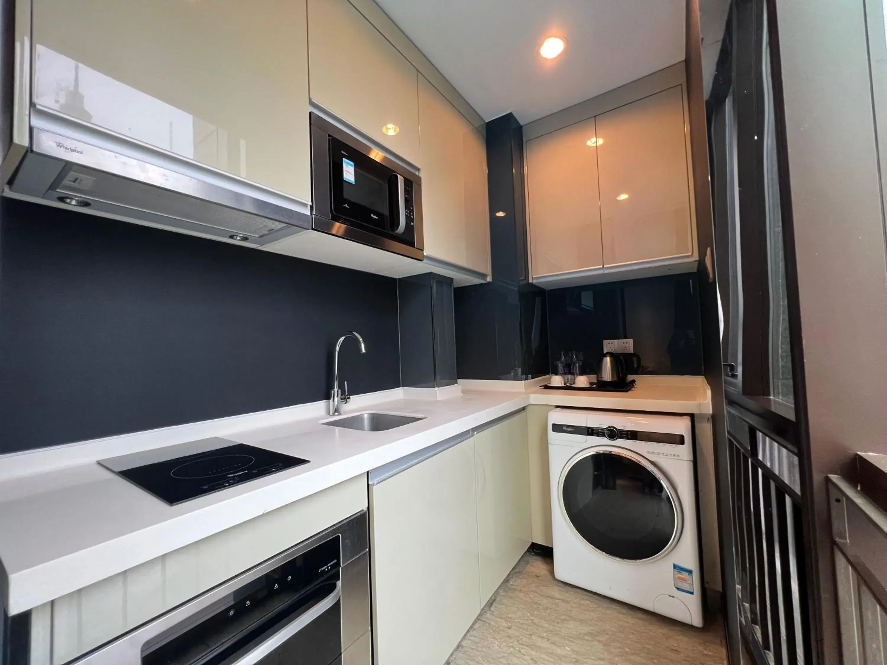 Kitchen/Kitchenette in Vaperse Apartment