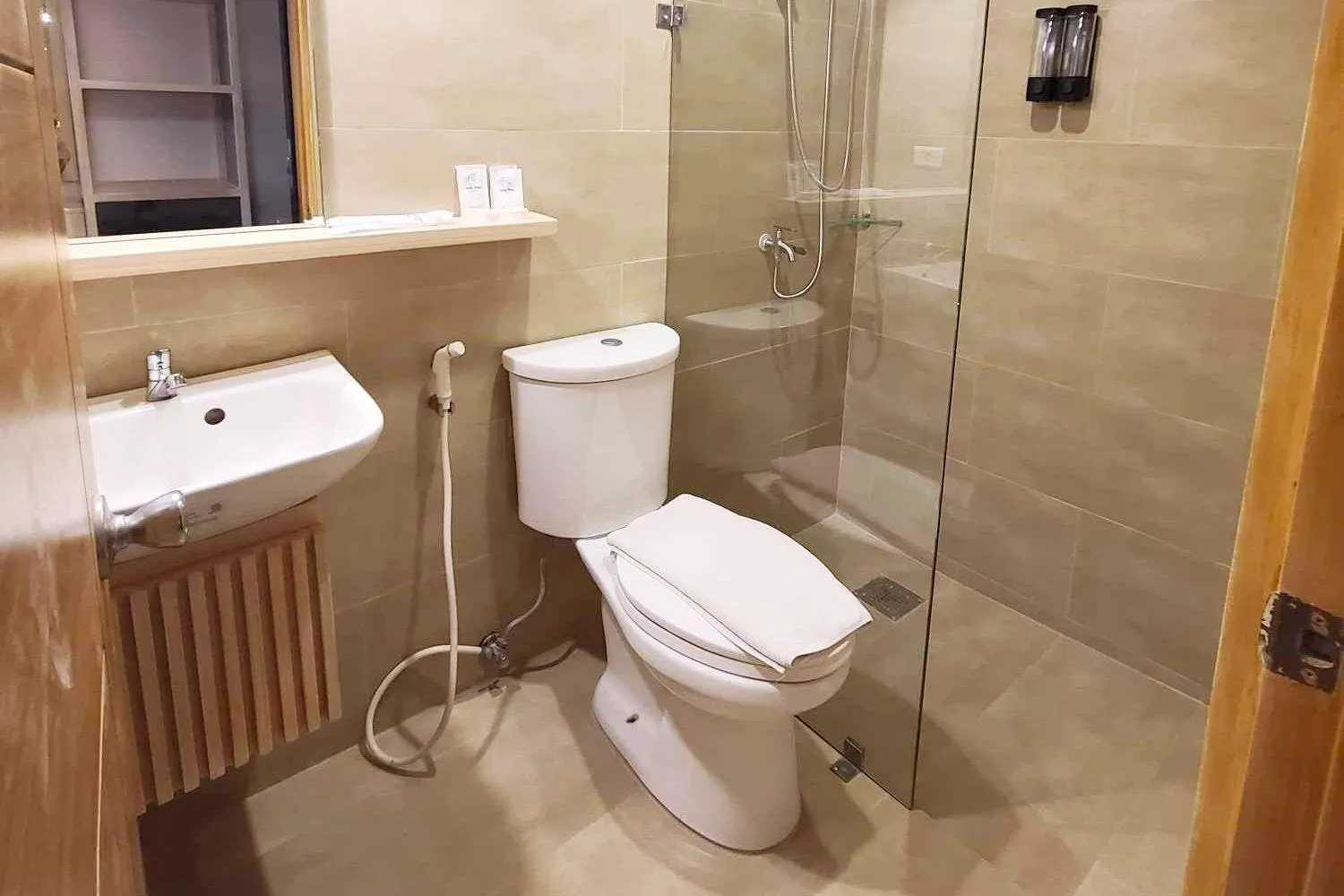 Cebu Uncle Toms Cabin Hotel powered by Cocotel