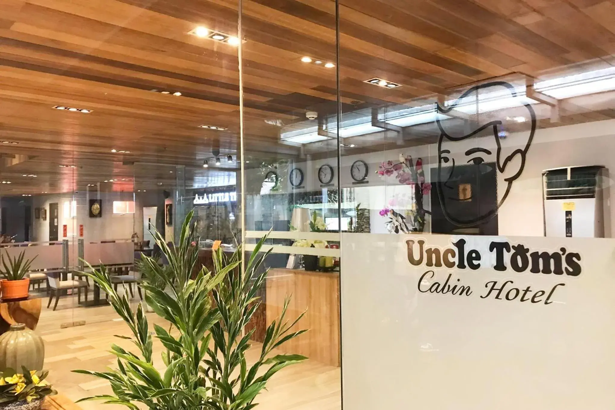 Cebu Uncle Toms Cabin Hotel powered by Cocotel Cebu Uncle Toms Cabin Hotel powered by Cocotel