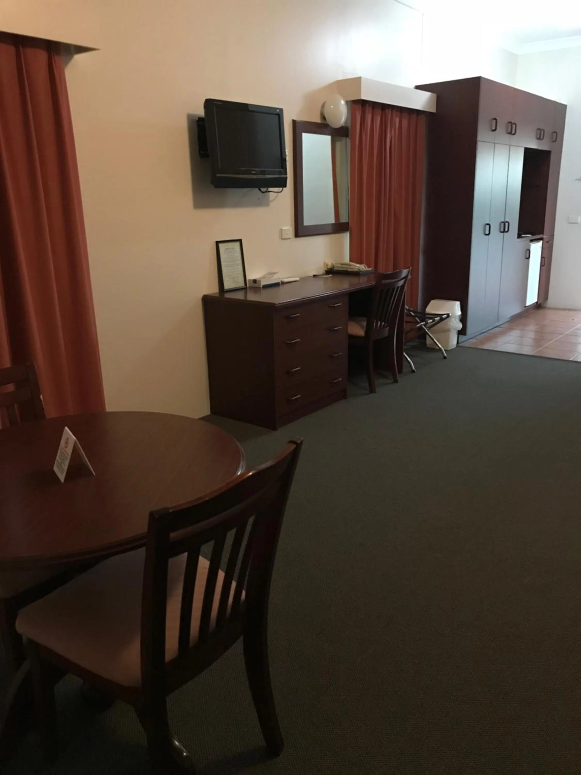 The Kidman Wayside Inn