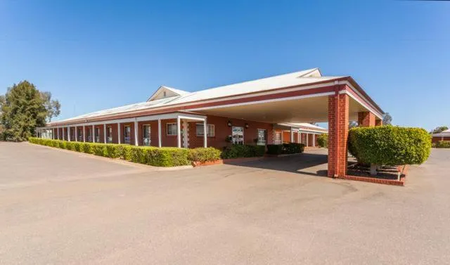 Property building in The Kidman Wayside Inn